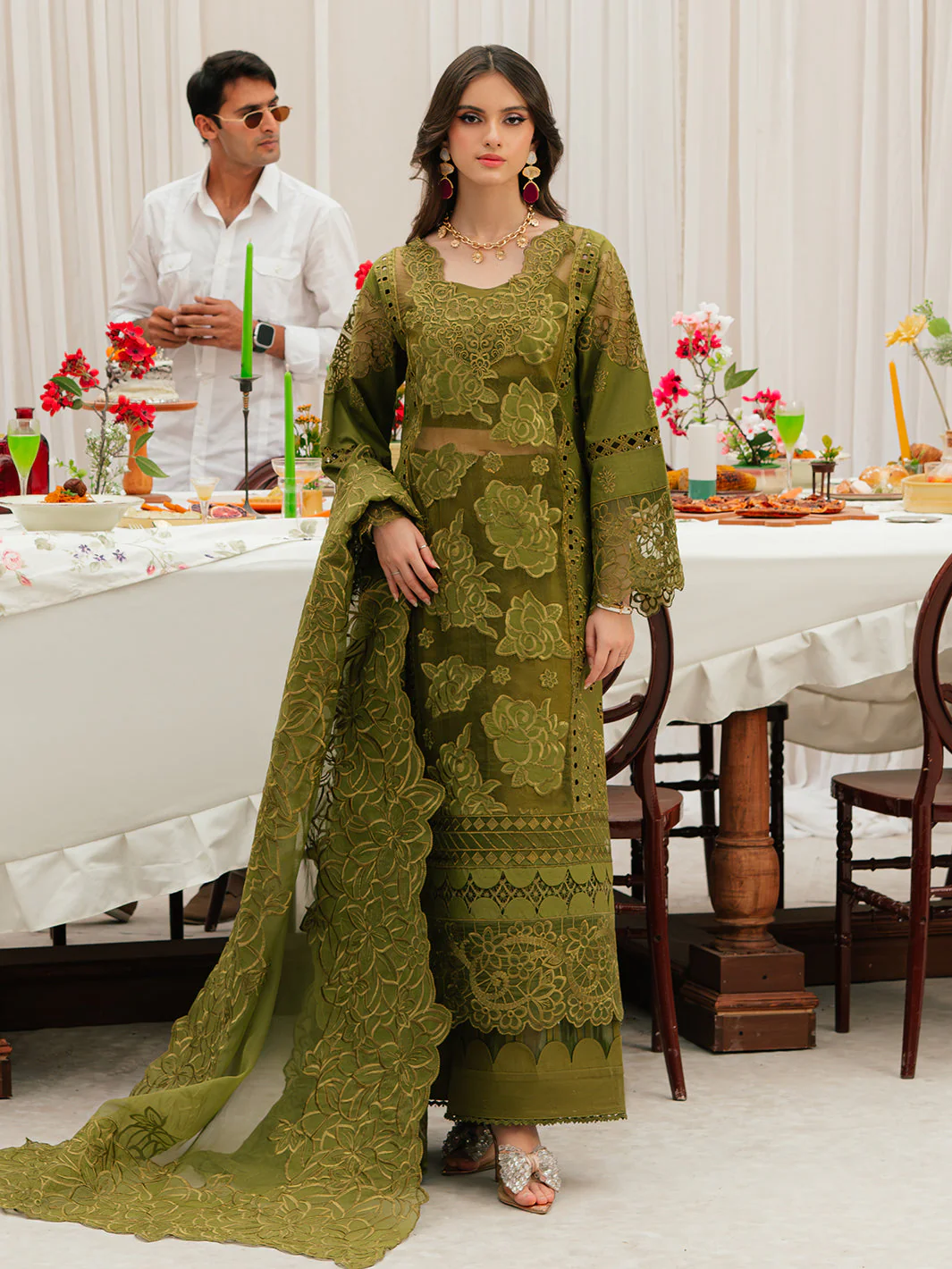 Mahnur Reverie Allenura Luxury Lawn 2024