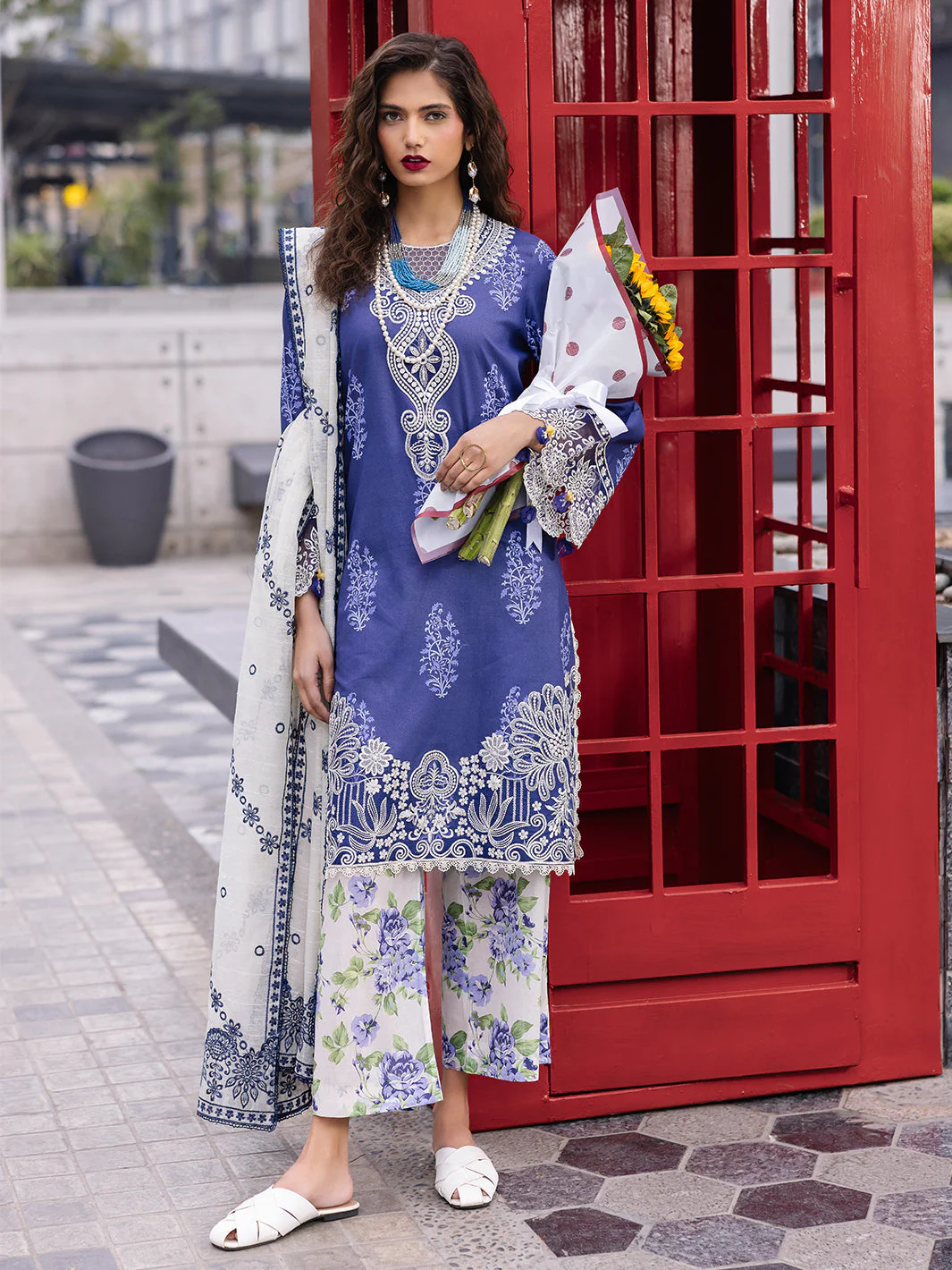 Mahnur Tulip Broadway Luxury Lawn 2025