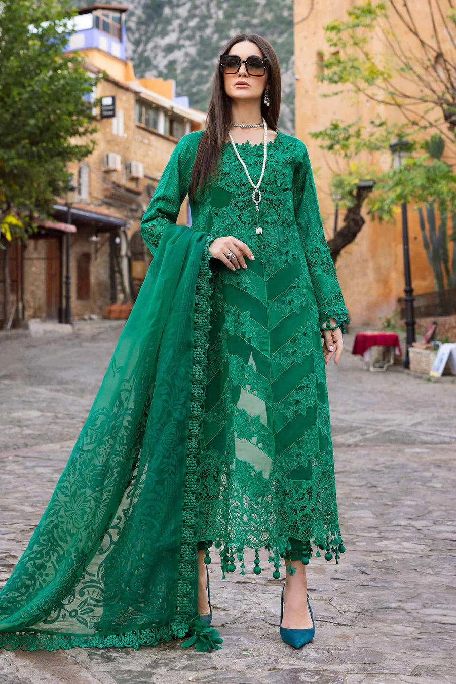 Maria B D-2508-B Lawn 2025