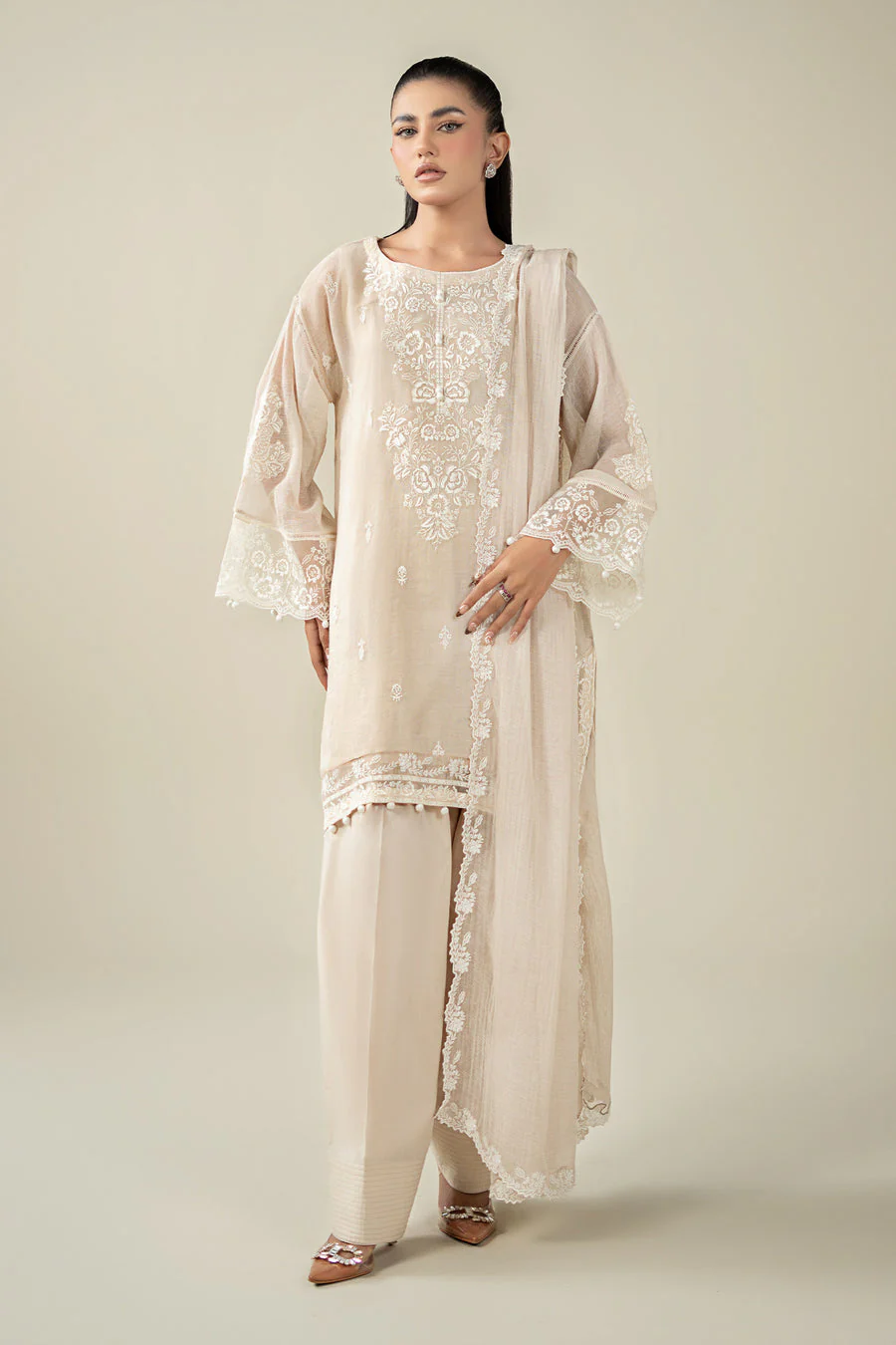 Maria B DA25123-ESM-OFW Winter Luxury Pret 2025