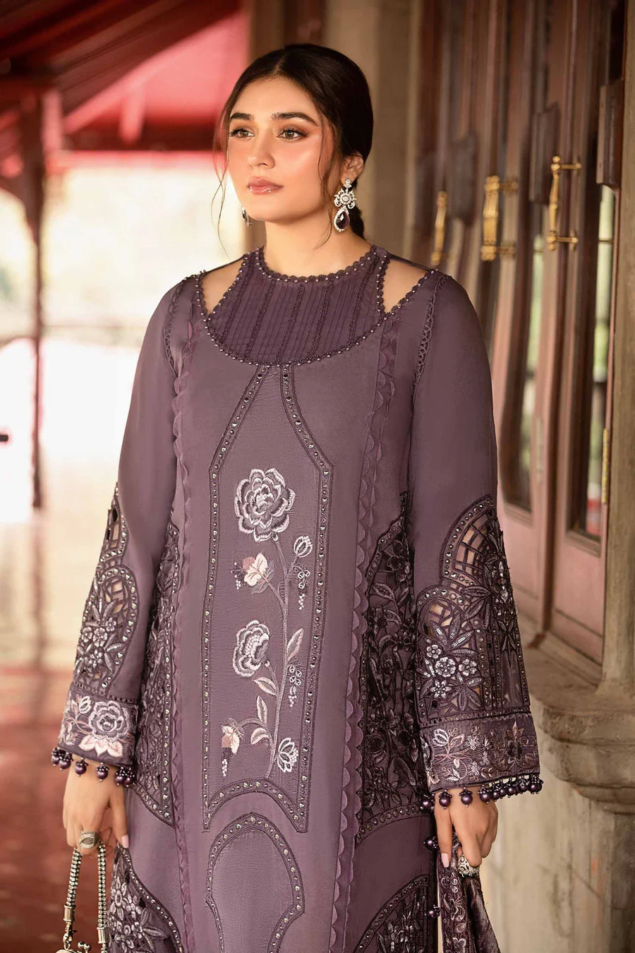 Maria B DL-1202 Winter Luxe 2024 - Image 2