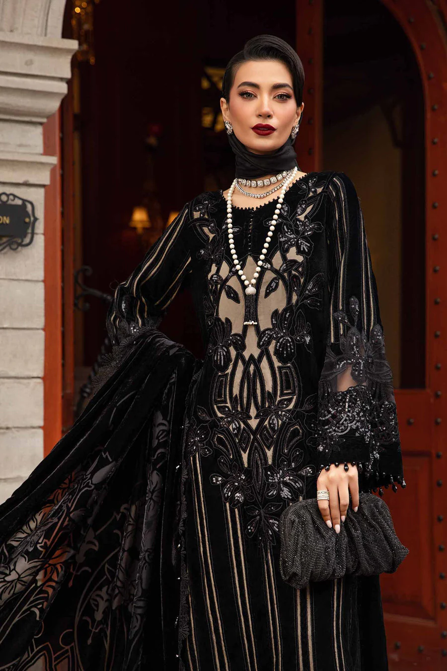 Maria B DL-1205 Winter Luxe 2024 - Image 2