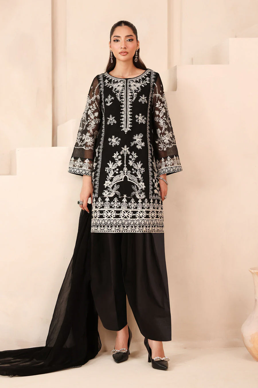 Maria B DMN2503-ESM-BLK Monochrome Cllection 2025