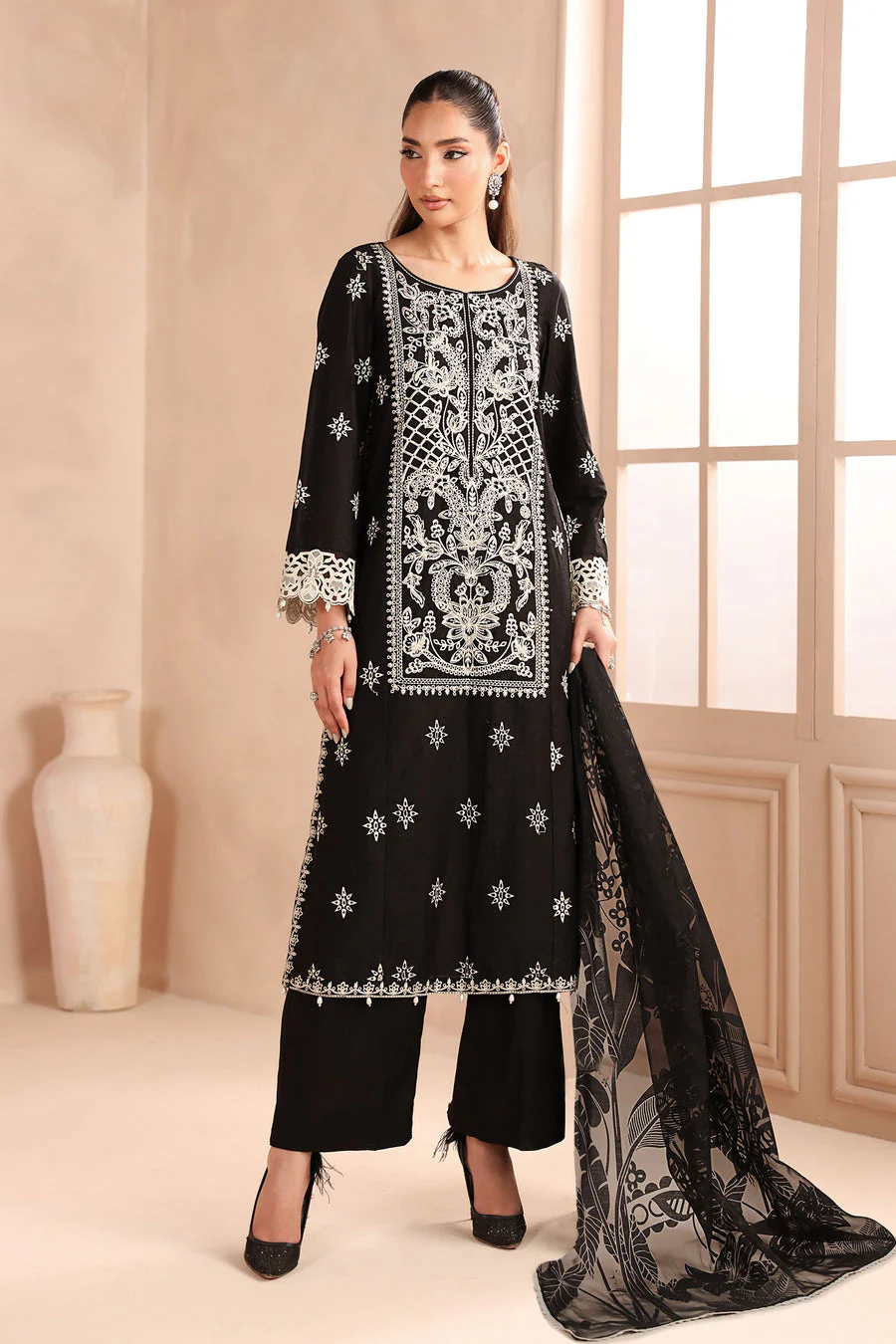 Maria B DMN2506-ESM-BLK Monochrome Cllection 2025
