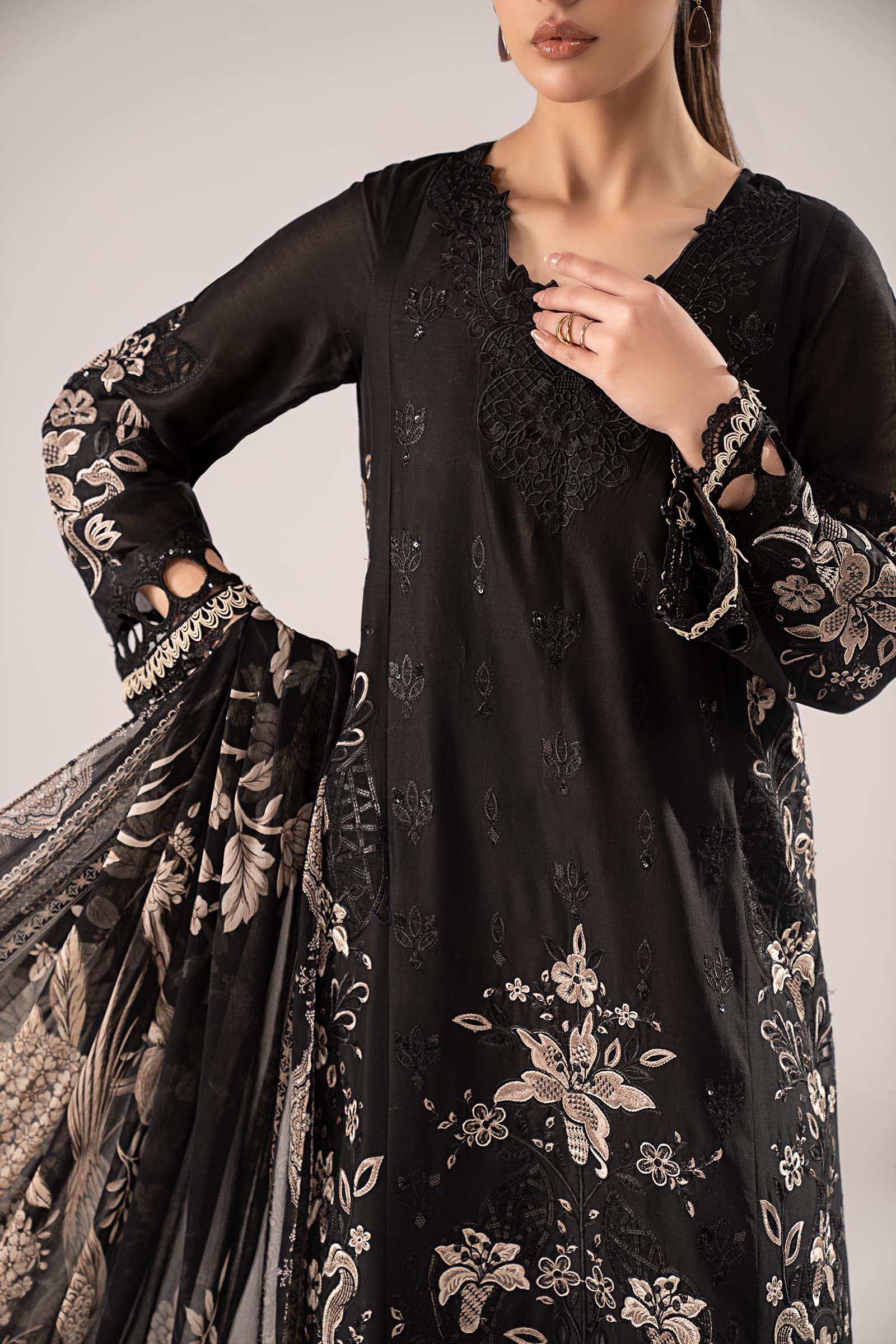 Maria B DW-EF26-62 Black Premium Pret 2026 - Image 2