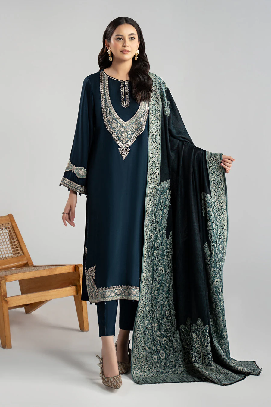 Maria B DW402R1-ESM-BLU Winter Luxury Pret 2025