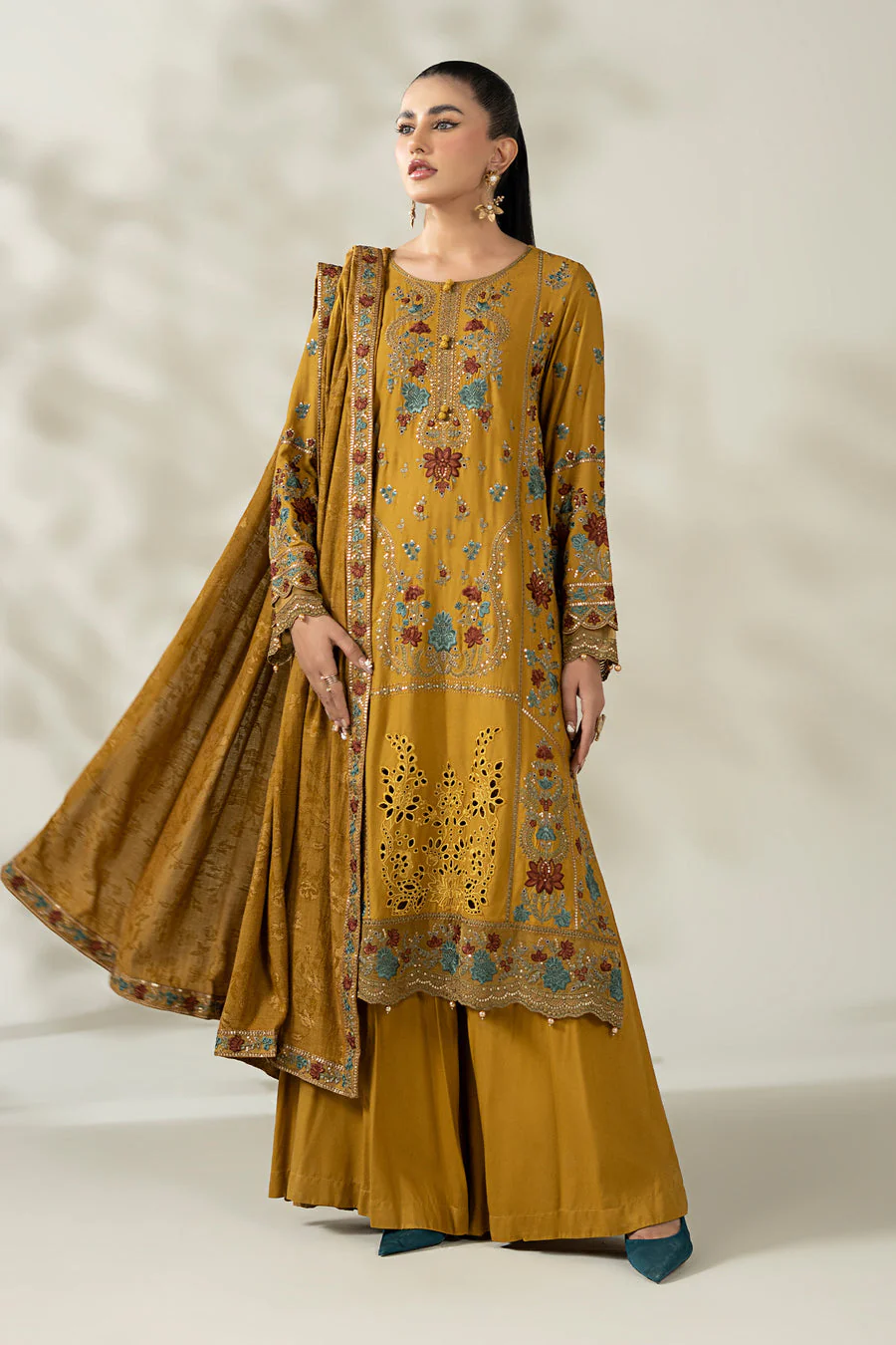 Maria B DWW2502-ESM-MTD Winter Luxury Pret 2025