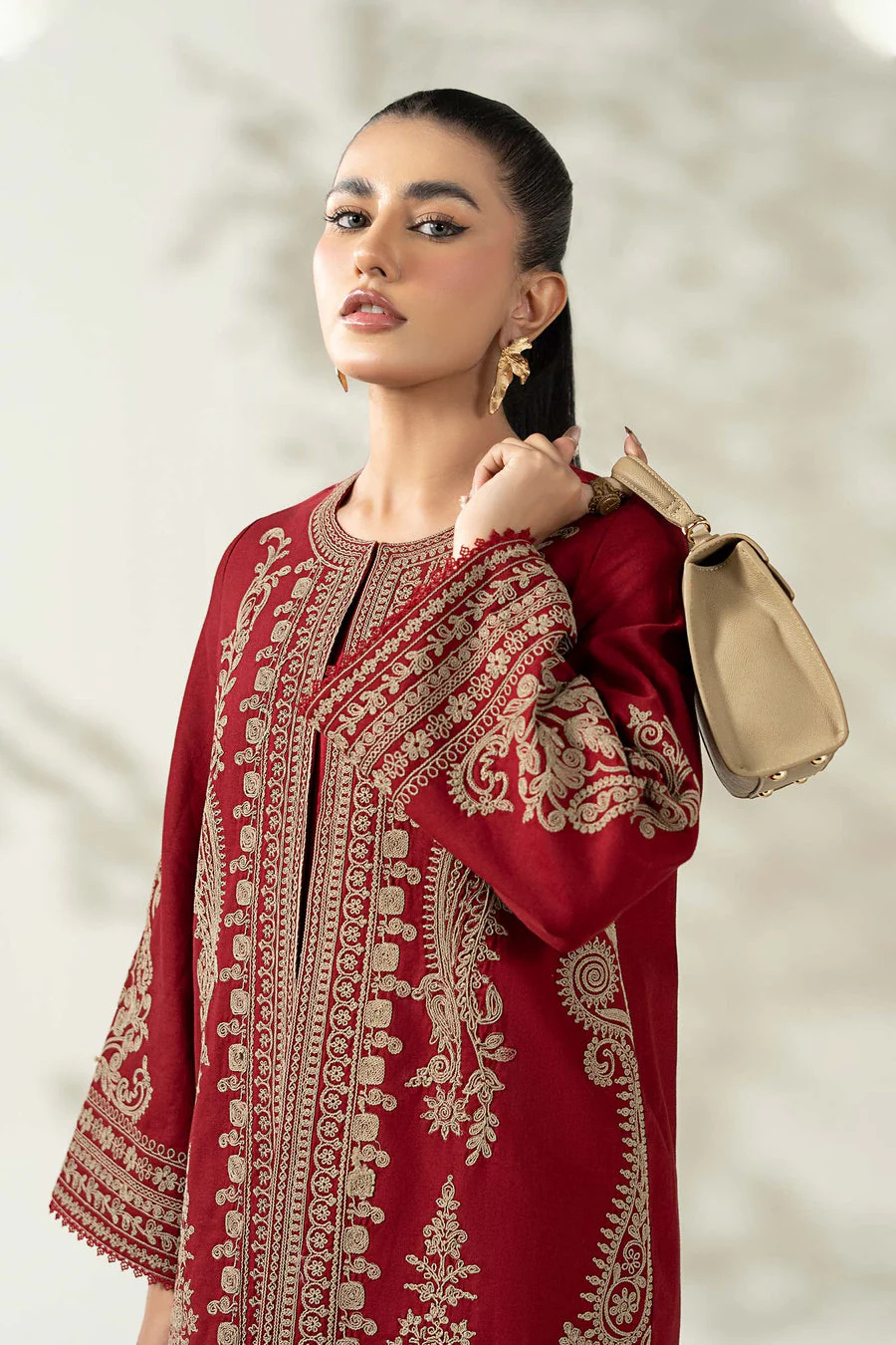 Maria B DWW2558-ESM-MRN Winter Luxury Pret 2025 - Image 2