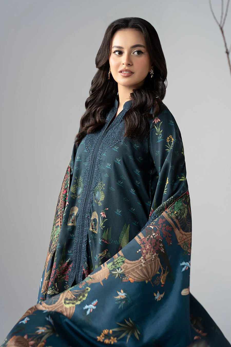 Maria B DWW2559-ESM-TEL Winter Luxury Pret 2025 - Image 2