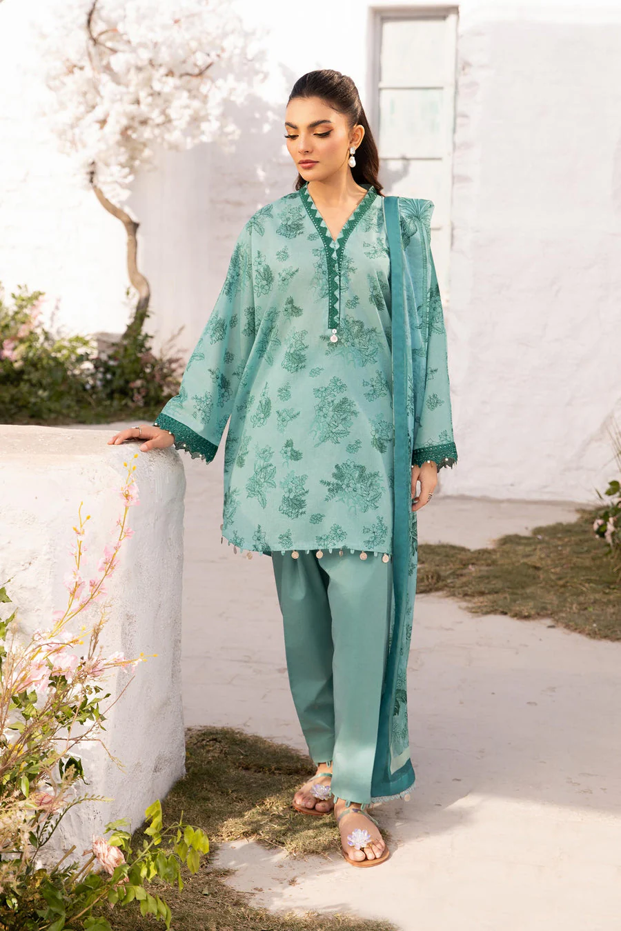 Maria B MB-CUS25-708B M Print Lawn 2025