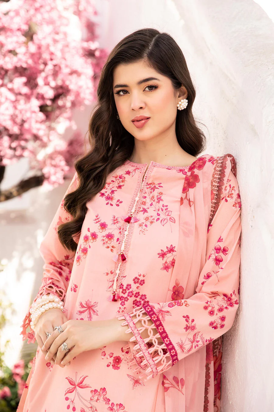 Maria B MB-CUS25-709A M Print Lawn 2025 - Image 2