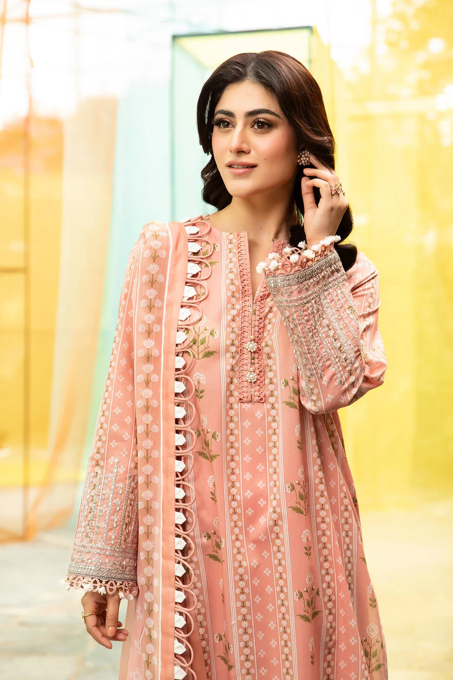 Maria B MB-CUS25-711B M Print Lawn 2025 - Image 2