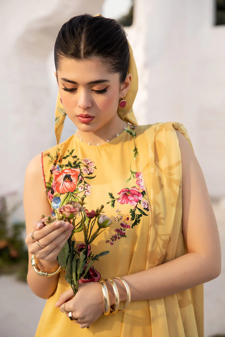 Maria B MB-CUS25-712A M Print Lawn 2025 - Image 2