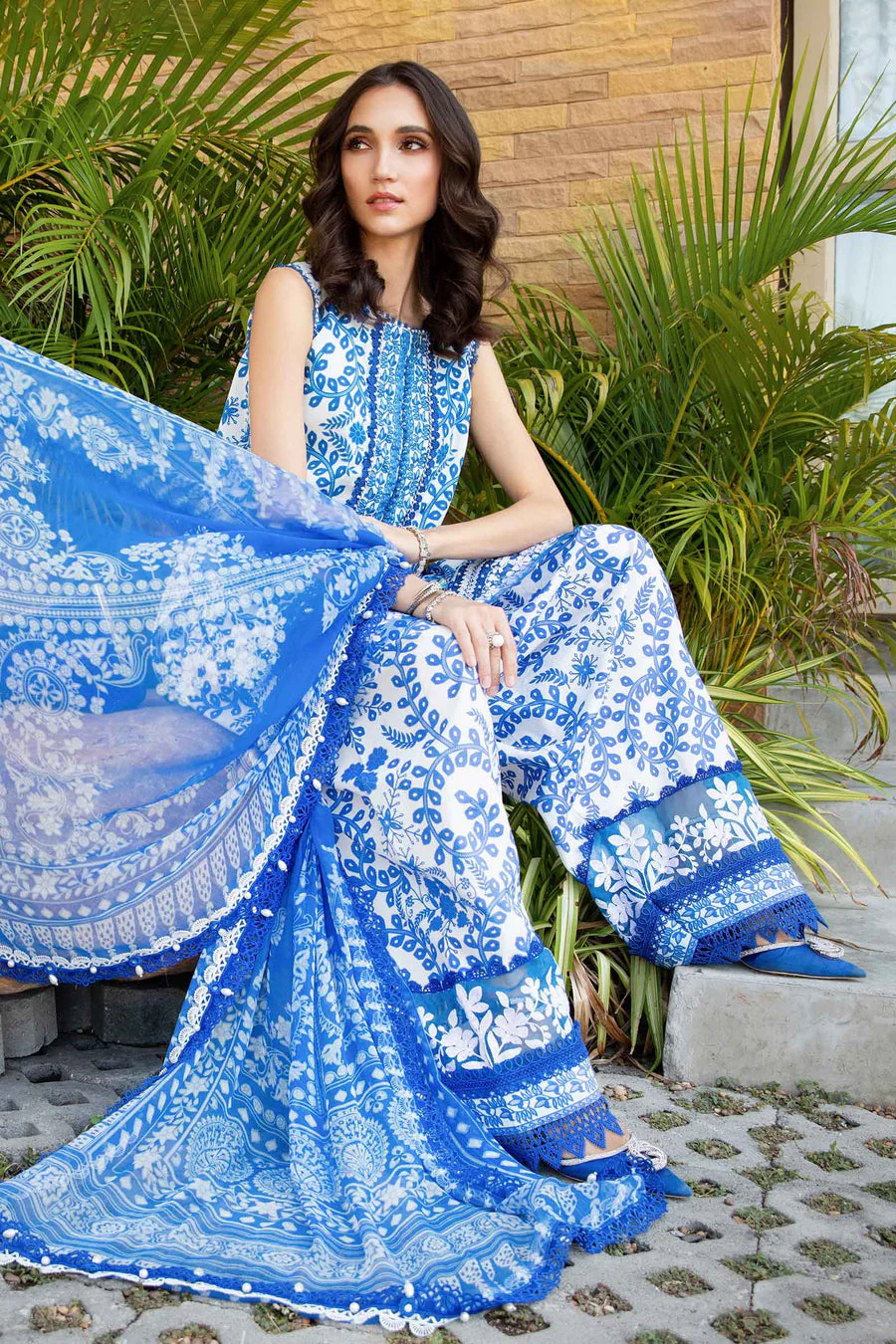 Maria B MPT-2504-B Eid Collection 2025 - Image 2