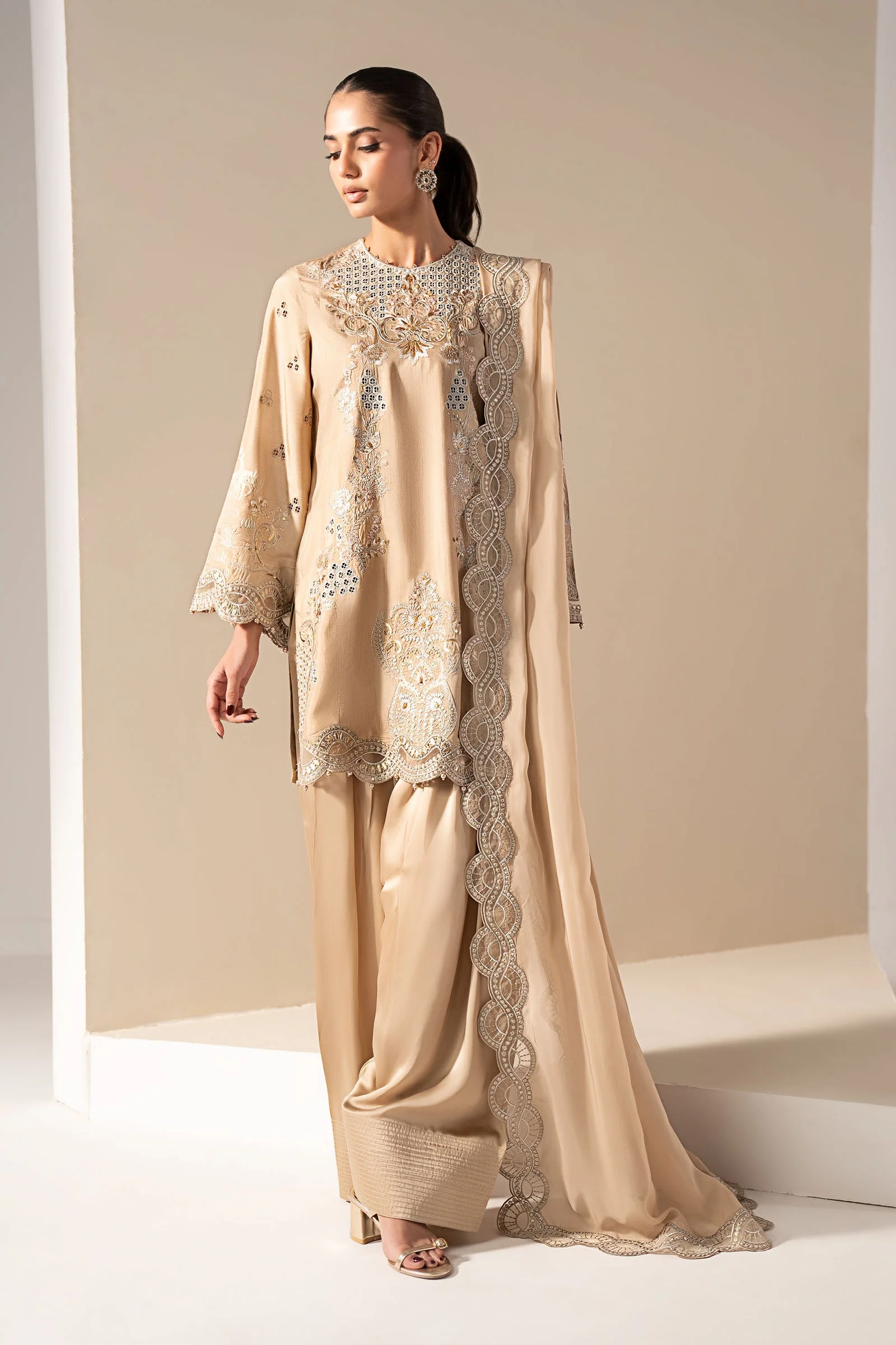 Maria B MST-EF26-33-Beige M Classic 2026