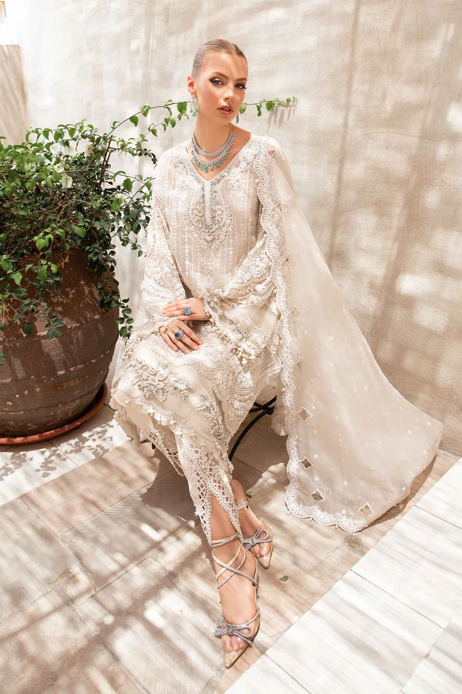 Maria B Pearla FX-863 Bridals 2025 - Image 2