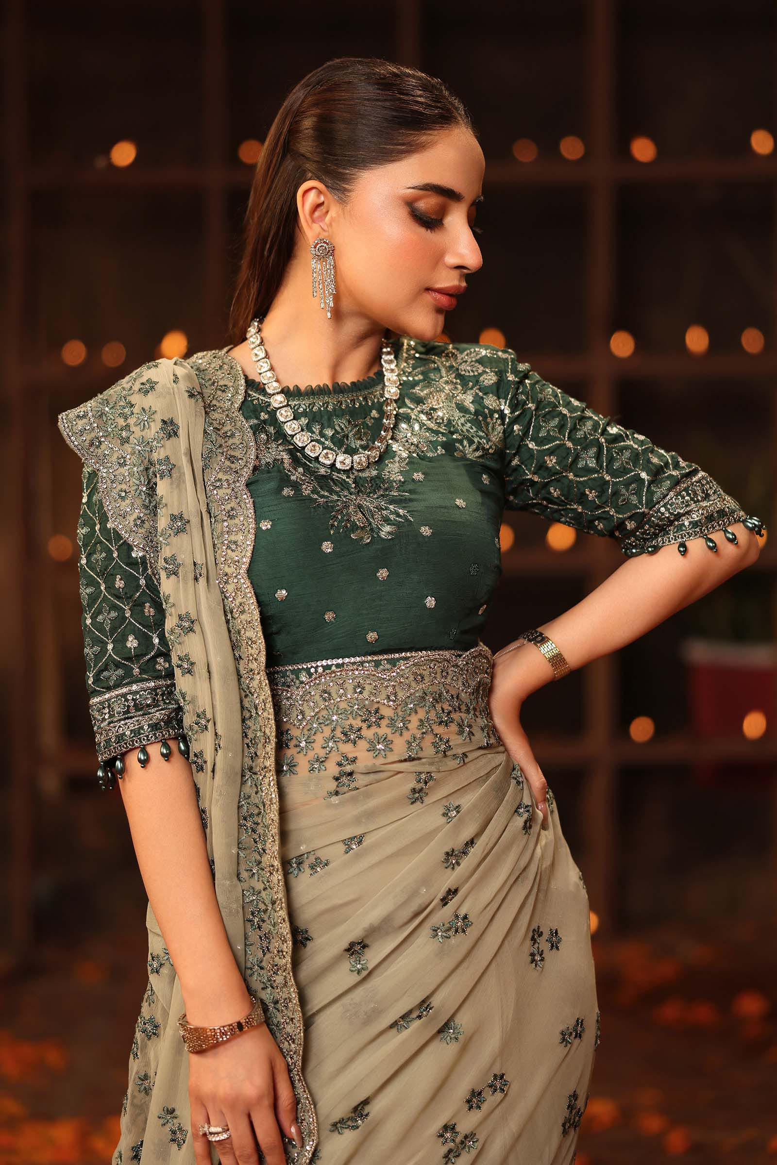 Maria B SFW2536-ESM-GRN Shehnai Luxury Formals 2025 - Image 2