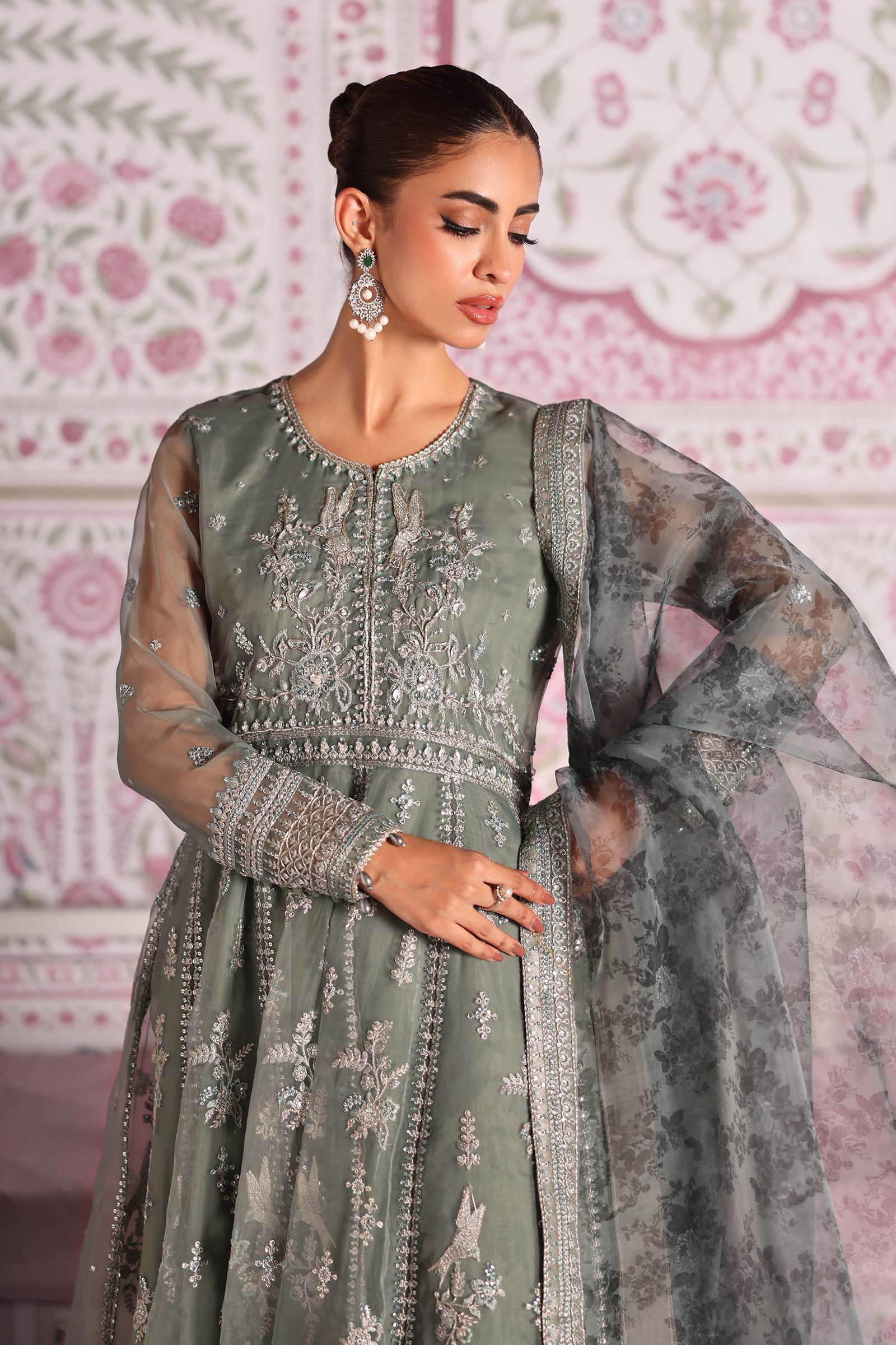 Maria B SFW2538-ESM-IBU Shehnai Luxury Formals 2025 - Image 2