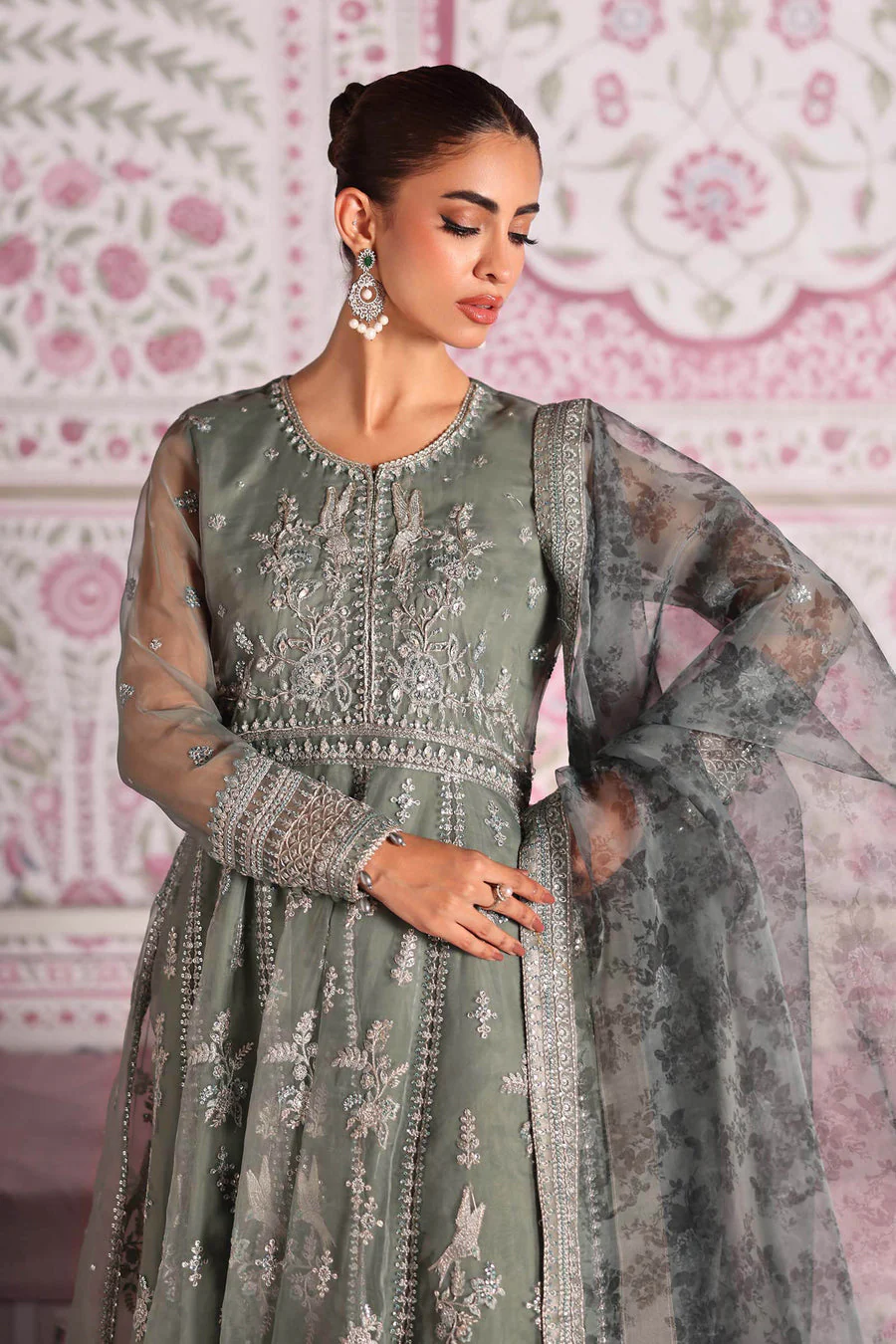 Maria B SFW2538-ESM-IBU Shehnai Luxury Formals 2026 - Image 2