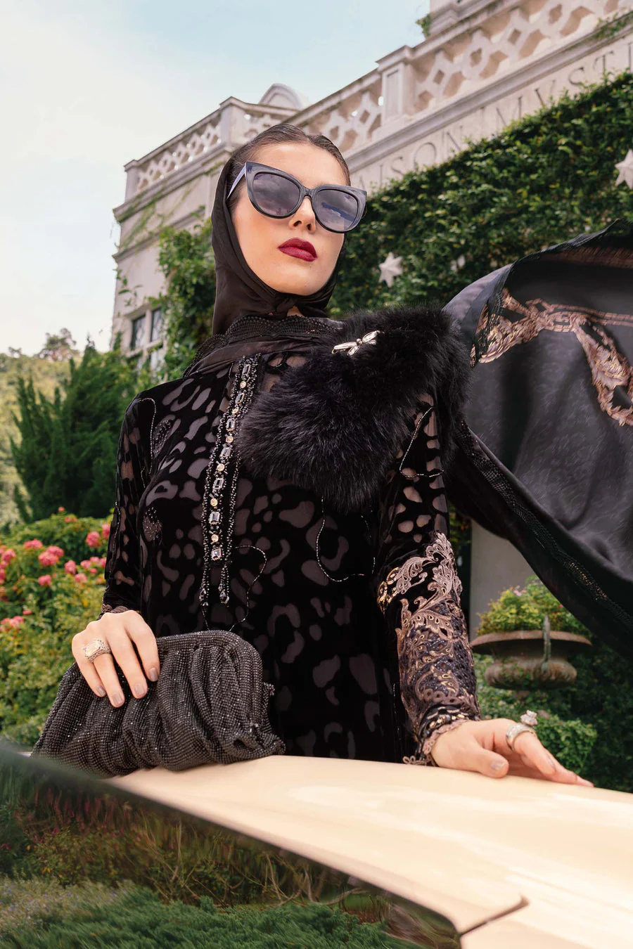 Maria B WL01301-999-BGD Winter Luxe 2025 - Image 2
