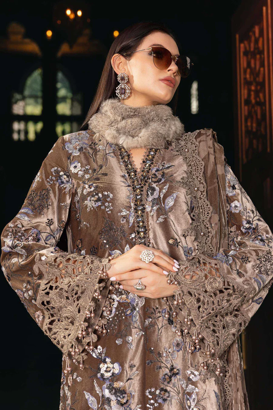 Maria B WL01303-999-BEG Winter Luxe 2025 - Image 2
