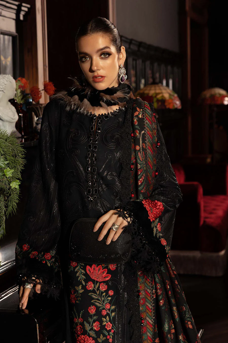 Maria B WL01309-999-BKR Winter Luxe 2025 - Image 2