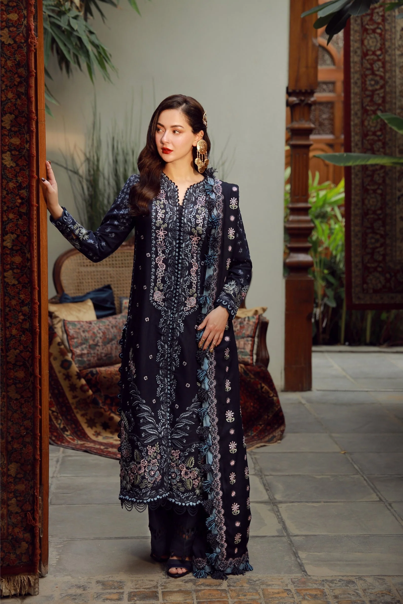 Maryam Hussain Roohi Winter Shawl Collection 2025