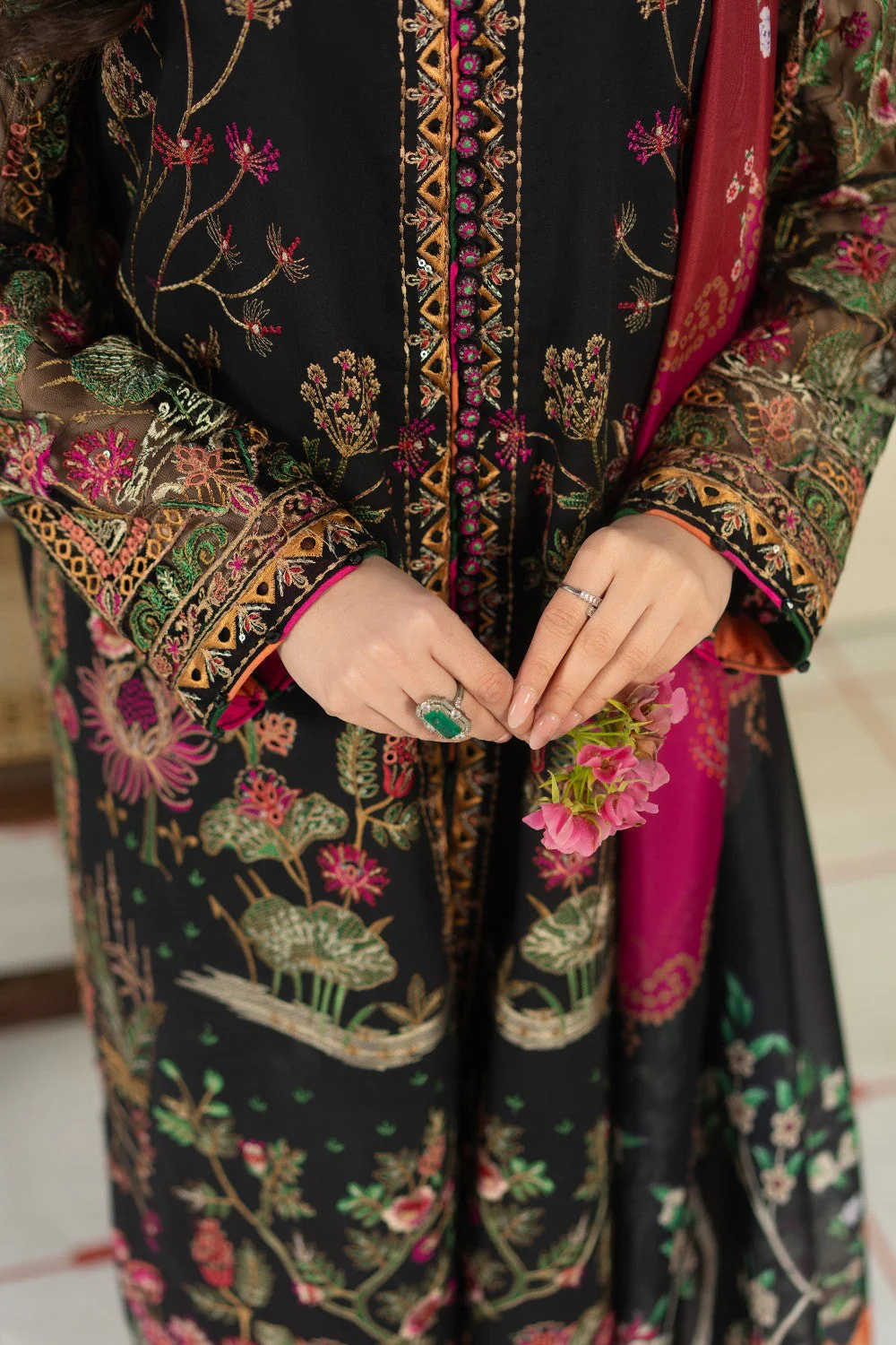 Maryum N Maria Aleaha - MS50106 Luxury Lawn 2025 - Image 2