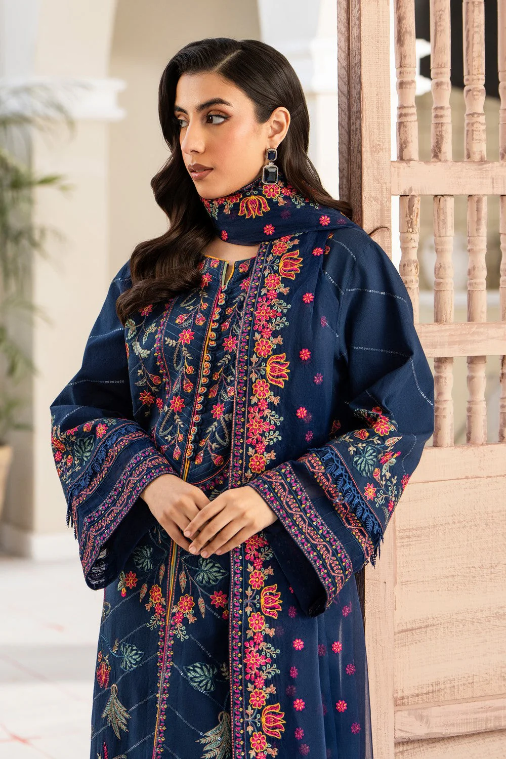 Maryum N Maria Araya - MS50124 Luxury Lawn 2025 - Image 2
