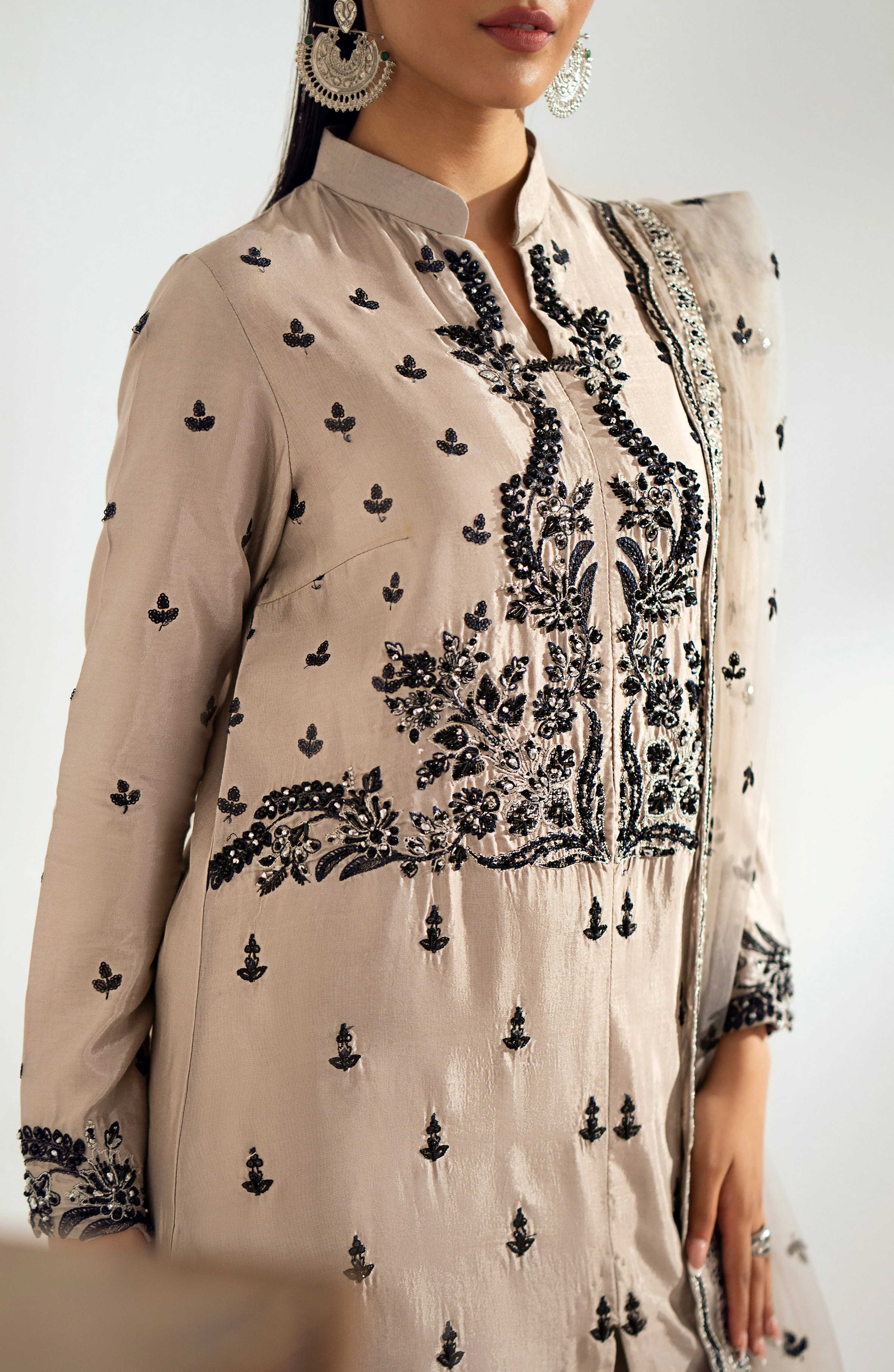Maryum N Maria Elara - MS40020 Dastaan Luxury Formals 2024 - Image 2