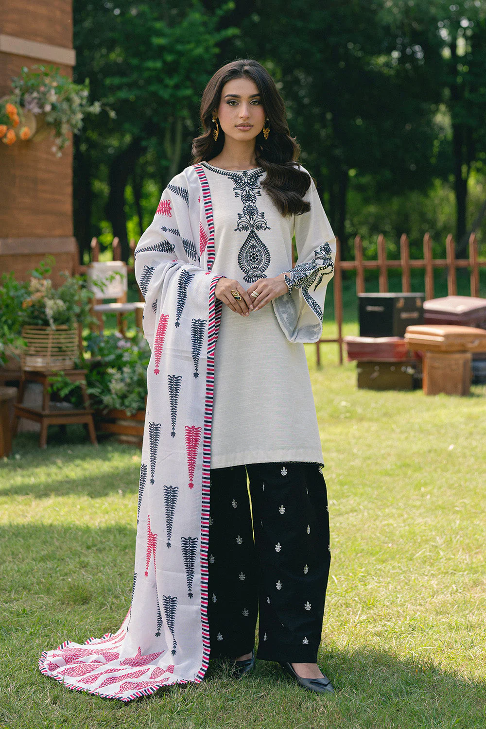 Maryum N Maria Gulnoor - MSS5760 The Cosy Crew 2025