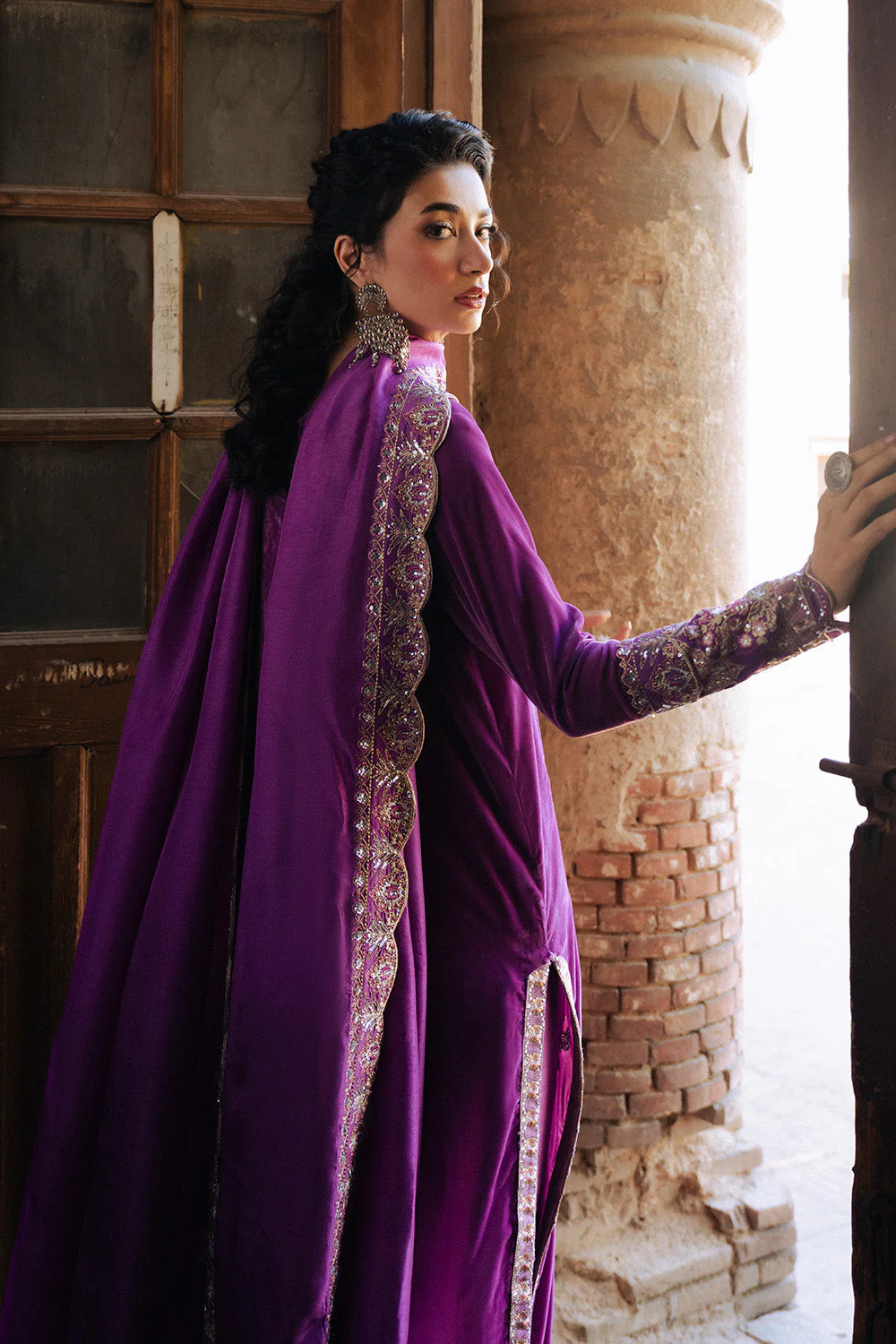 Maryum N Maria Haydée - MWS5892 Signature Formal Edit 2025 - Image 2