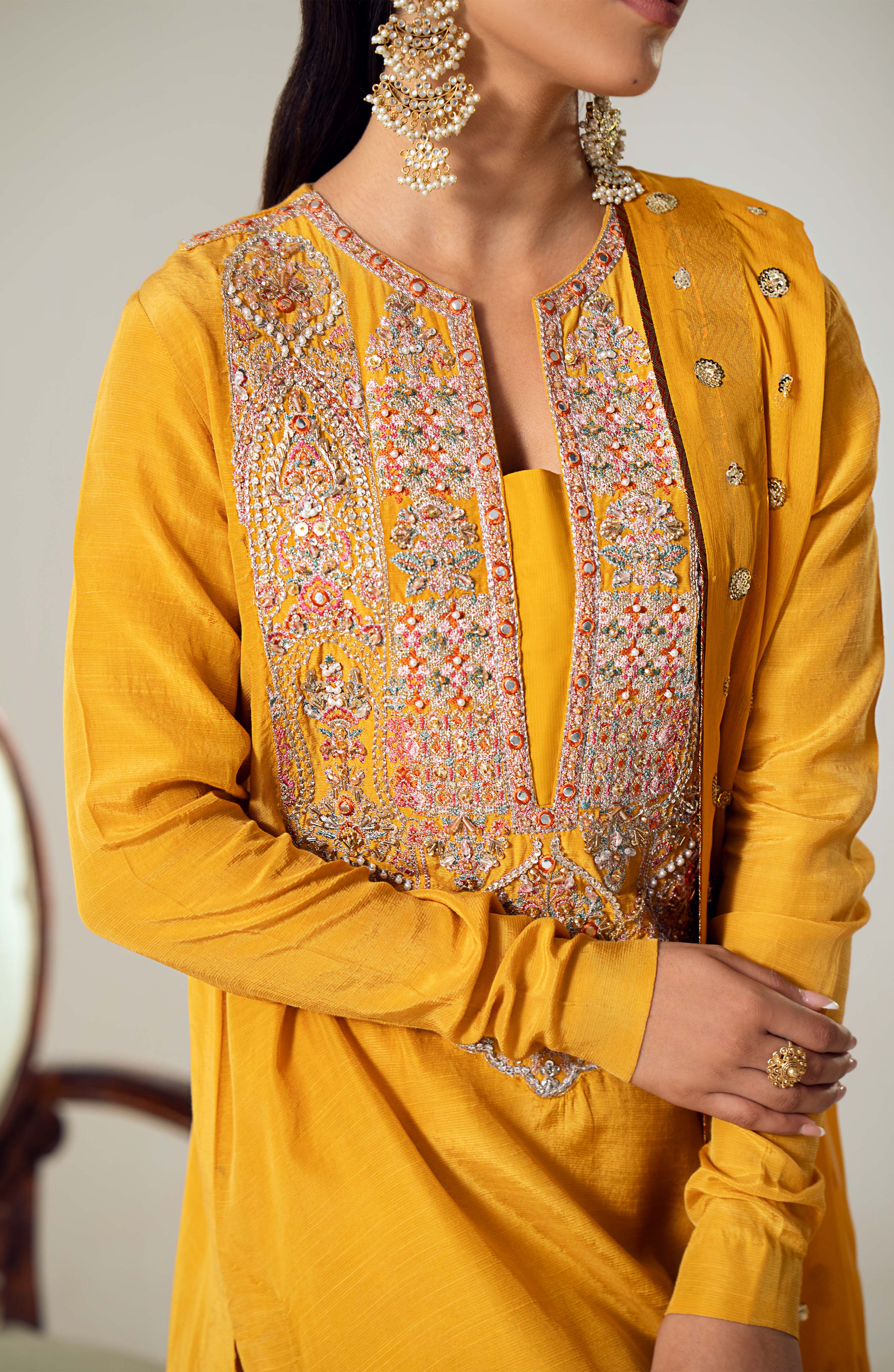 Maryum N Maria Nyra - MS40018 Dastaan Luxury Formals 2024 - Image 2