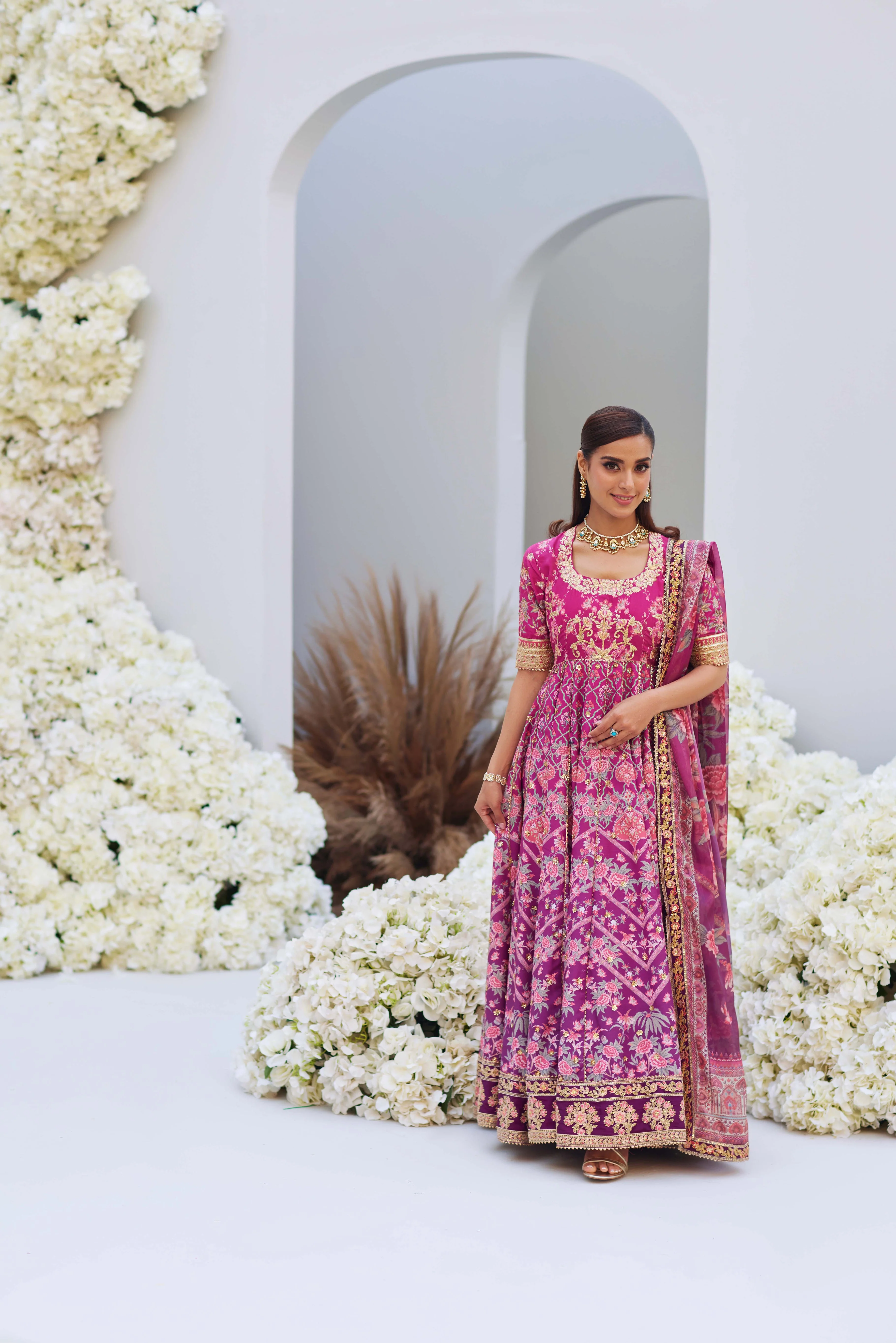 Mina Hassan Nisha Luxury Collection 2024 - Image 2