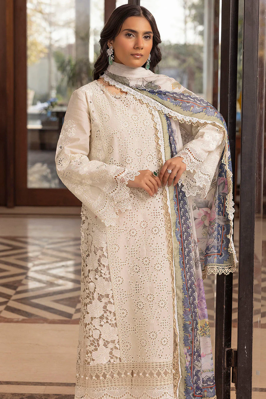 Motifz 5324-Sidonie Premium Lawn 2025 - Image 2