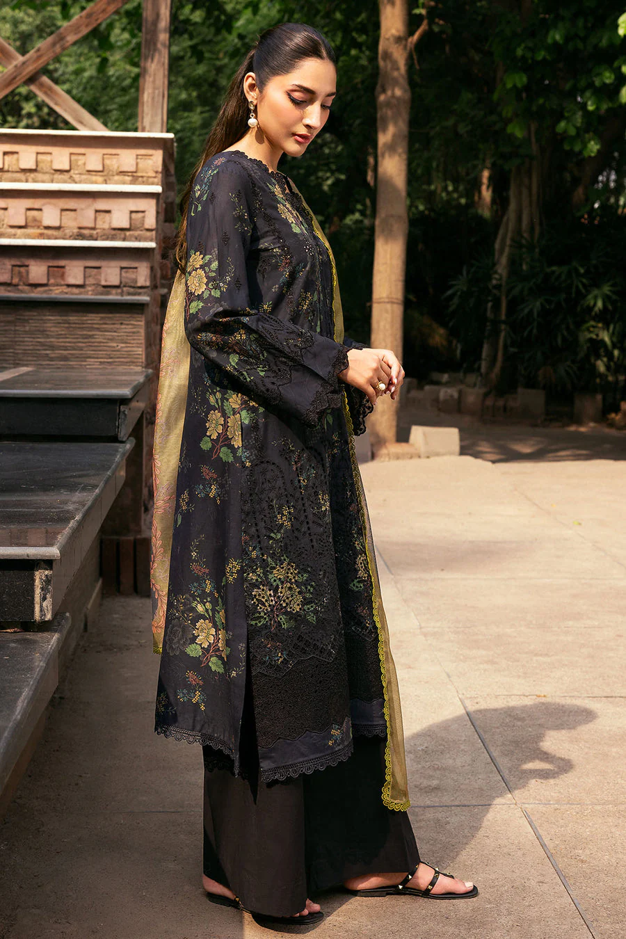 Motifz 5369-Jullina Amal Lawn Drop-2 2025 - Image 2