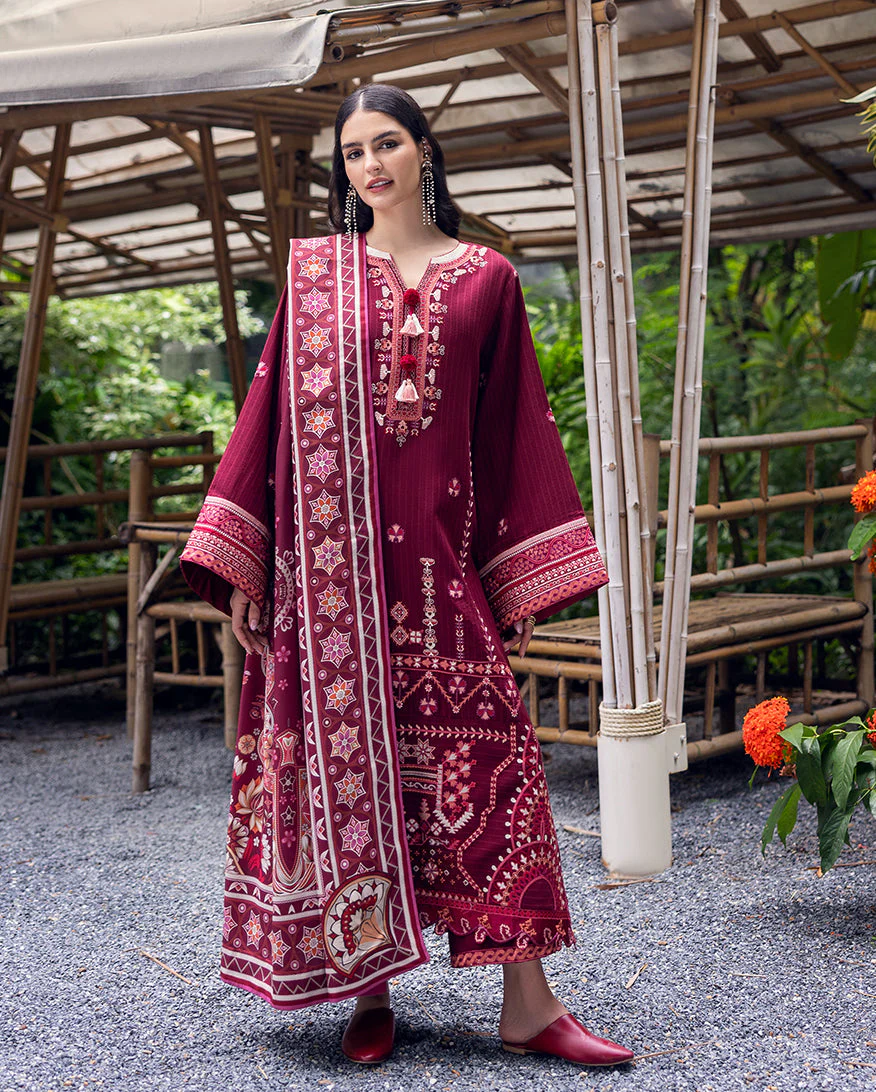 Mushq Emerald Glimmer 2 Symphony Hemline Karandi 2025