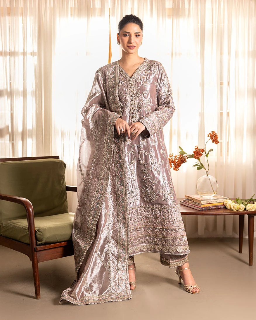 Mushq Hamna Sunehri Formals 2026