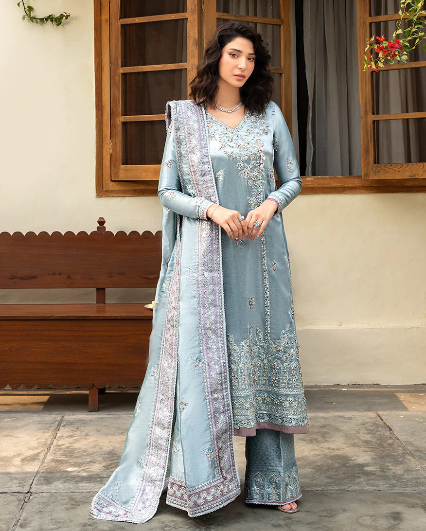 Mushq Nissa Sunehri Formals 2026