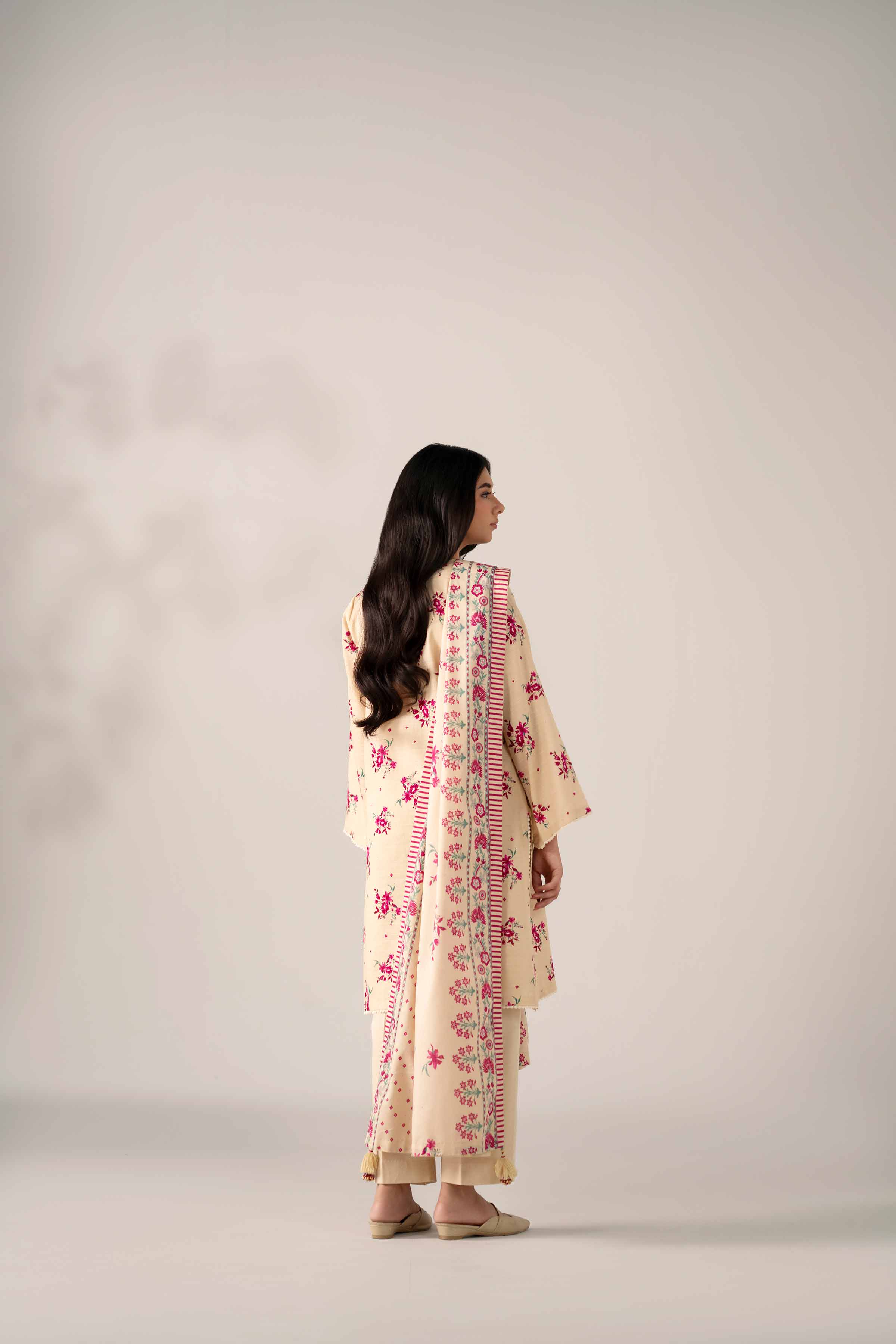 Nishat Linen 3 Piece - Printed Suit - 42502946 Cozy Edit 2025 - Image 3