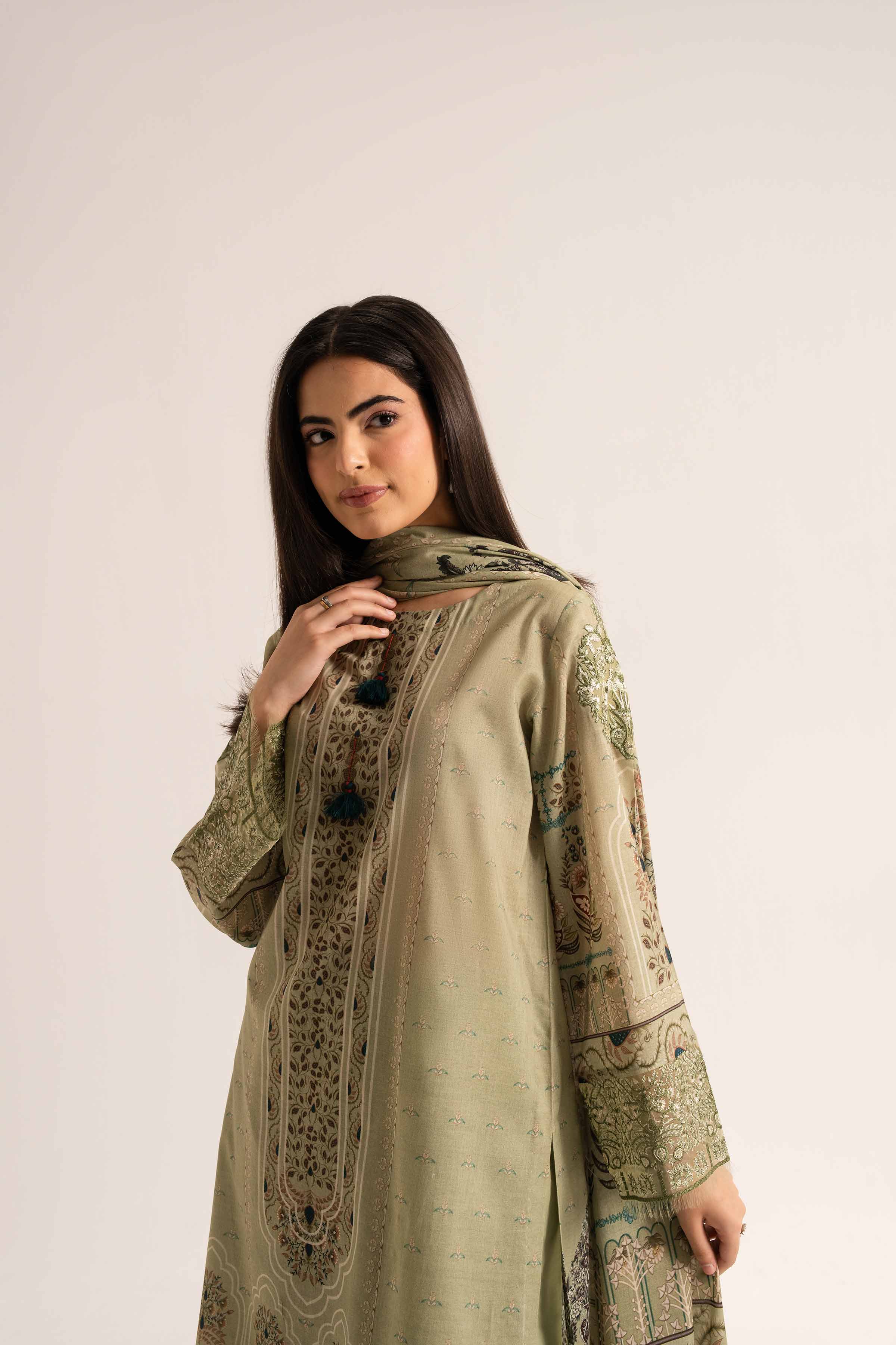 Nishat Linen 42501926 Cross Season Edit 2025 - Image 3