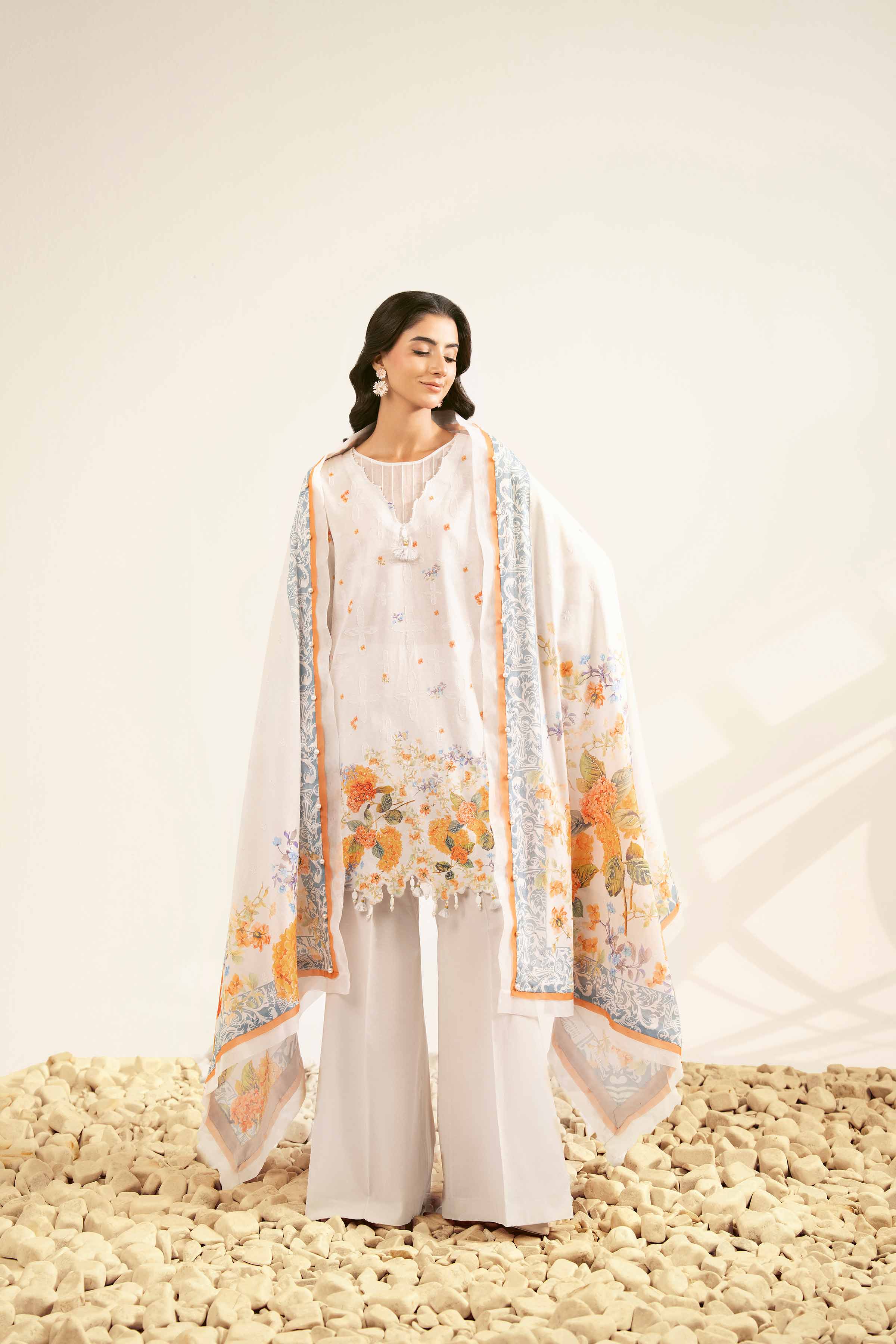 Nishat Linen 42502118 Cross Season Edit 2025