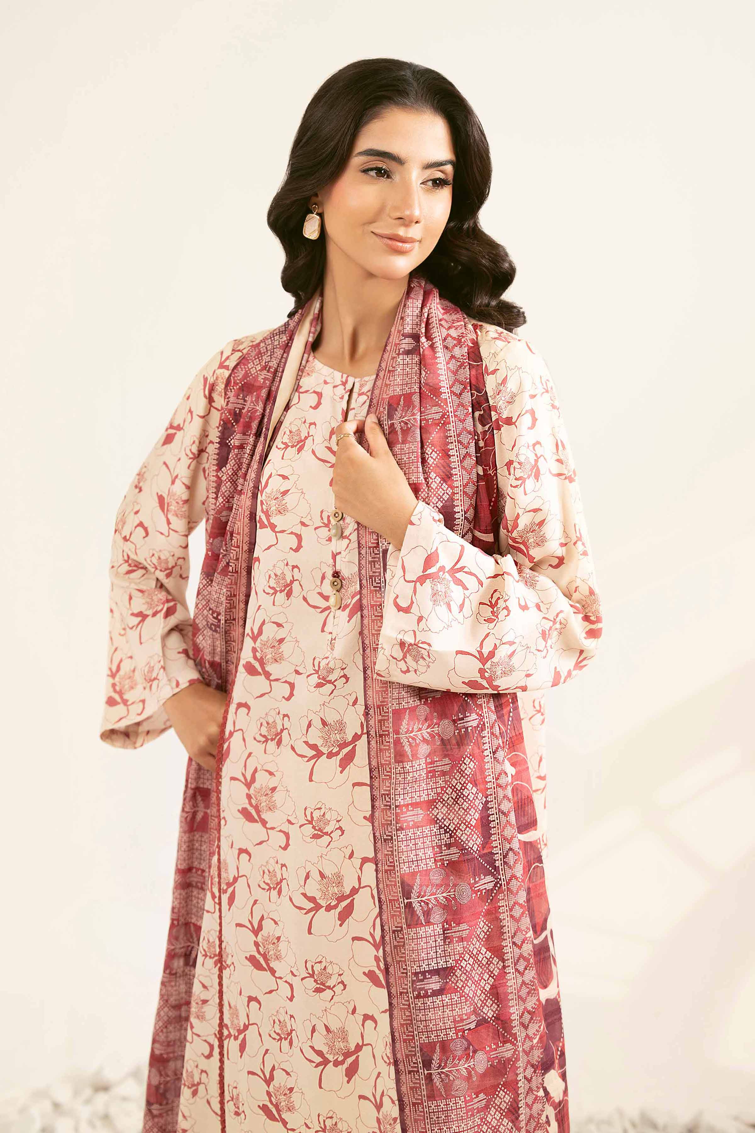 Nishat Linen 42502189 Cross Season Edit 2025 - Image 2