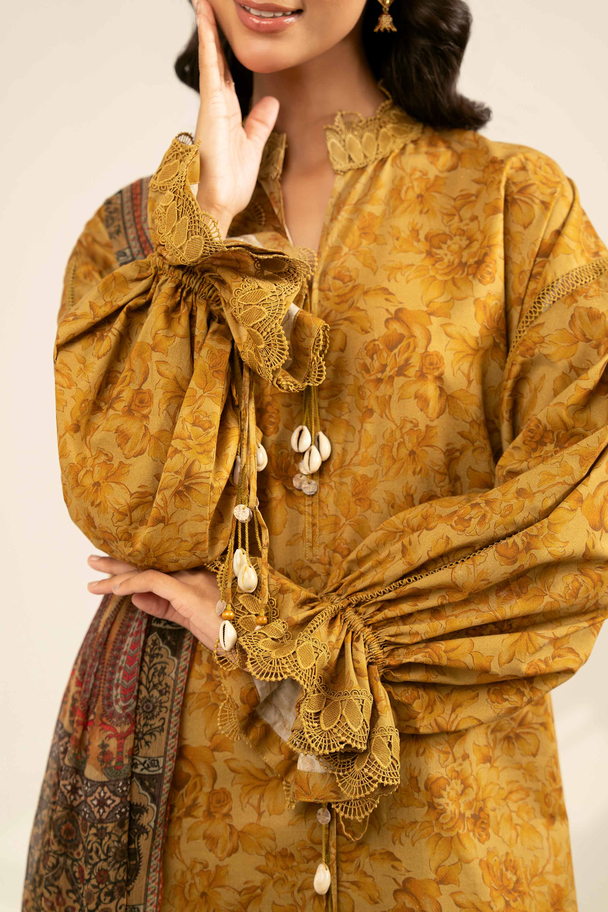 Nishat Linen 42502240 Cross Season Edit 2025 - Image 2