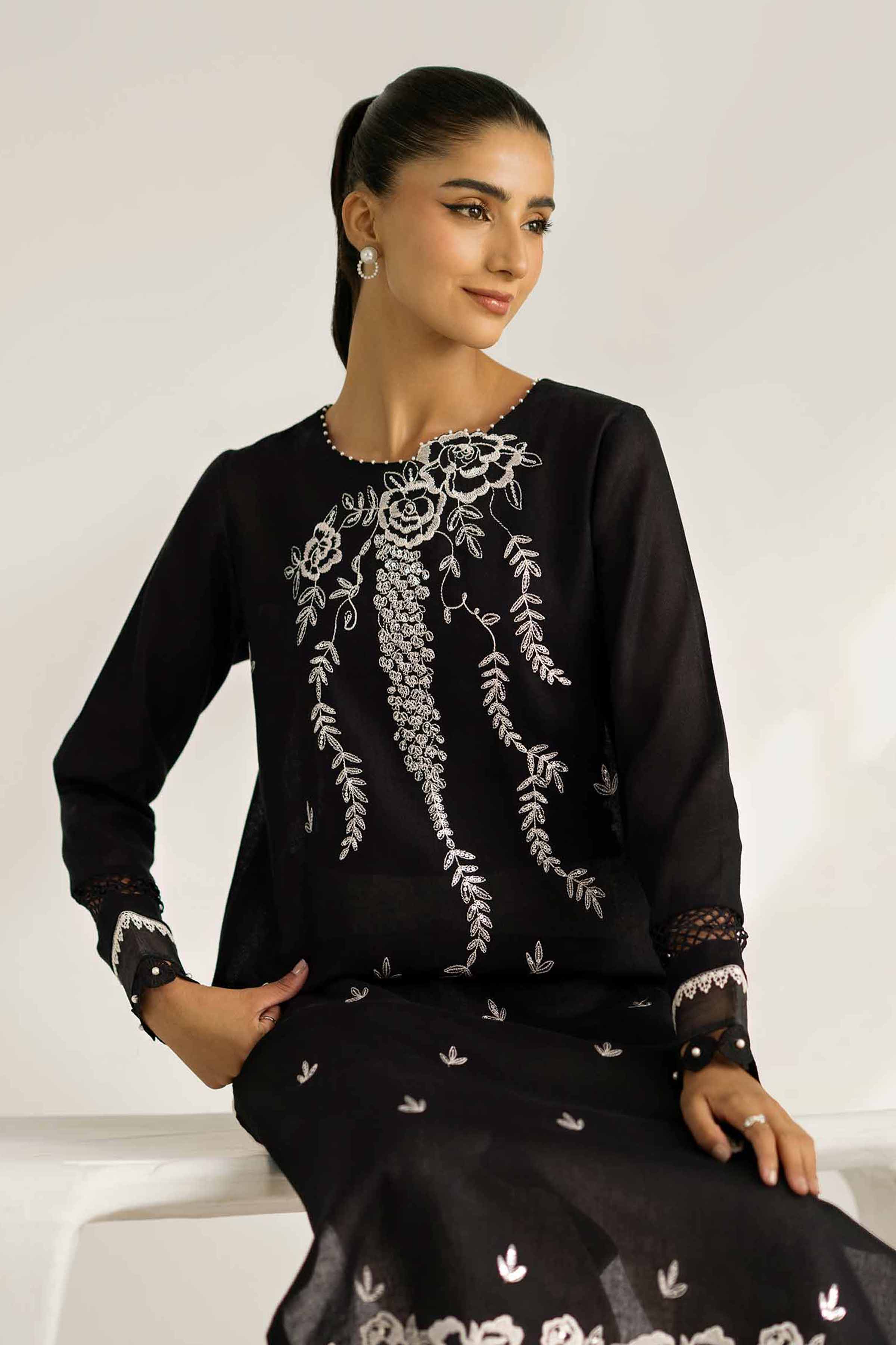 Nishat Linen 42502348 Cross Season Edit 2025 - Image 2