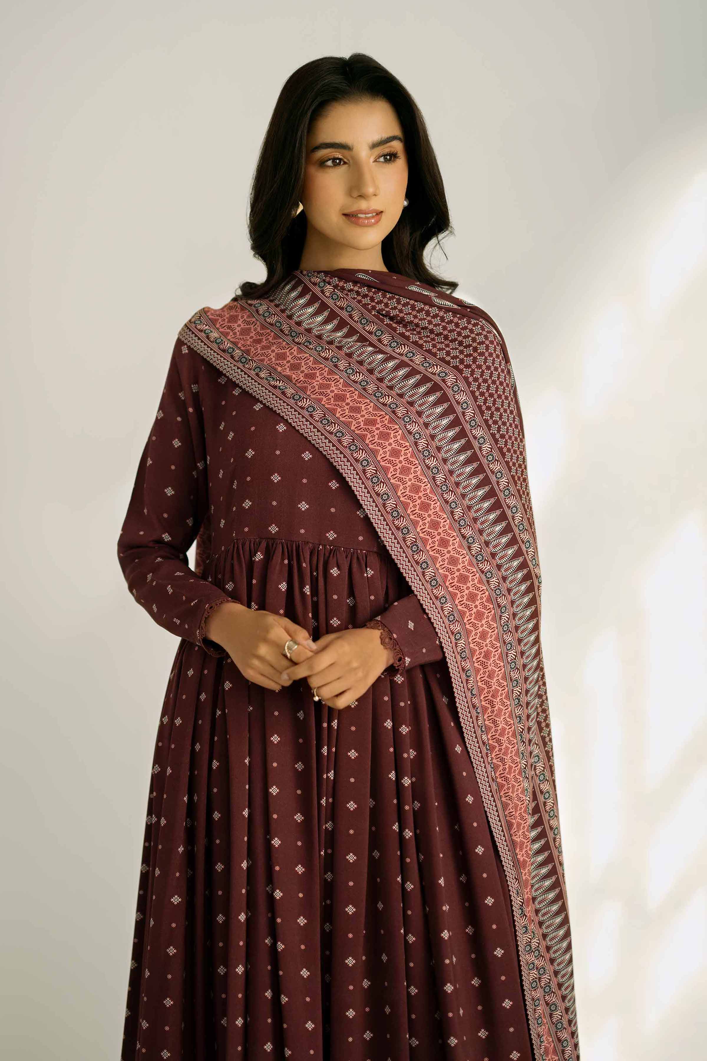 Nishat Linen 42502370 Cross Season Edit 2025 - Image 2