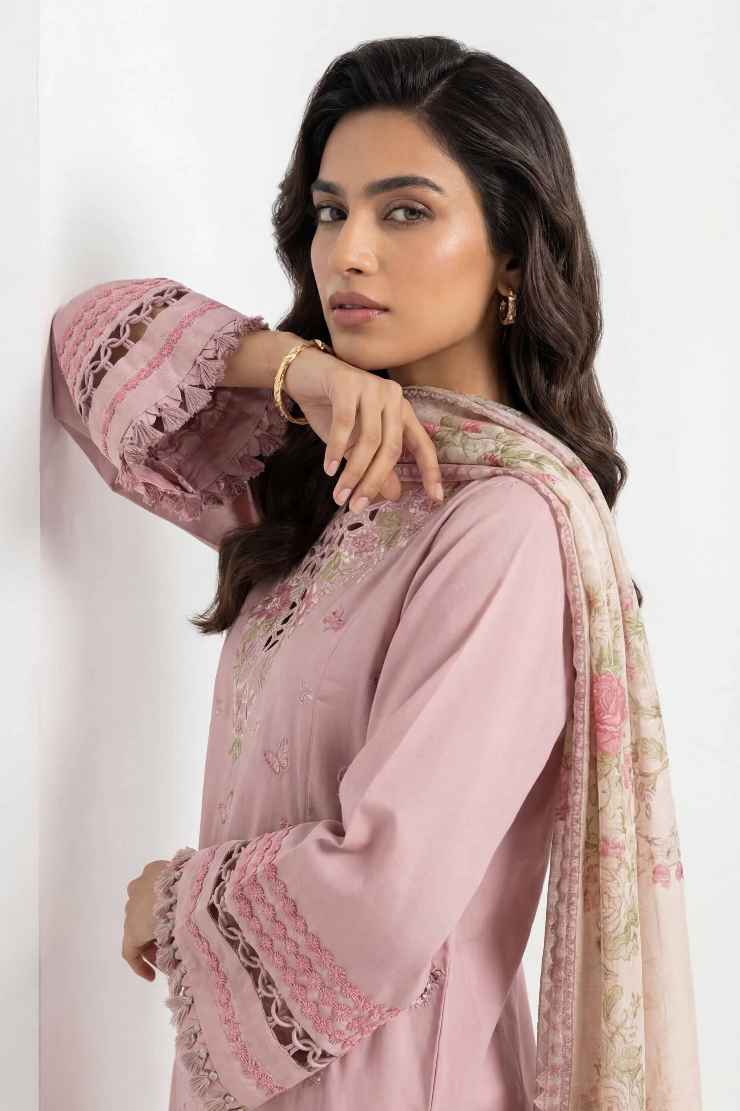 Nishat Linen 42601537 All Summer Vol-1 2026 - Image 2