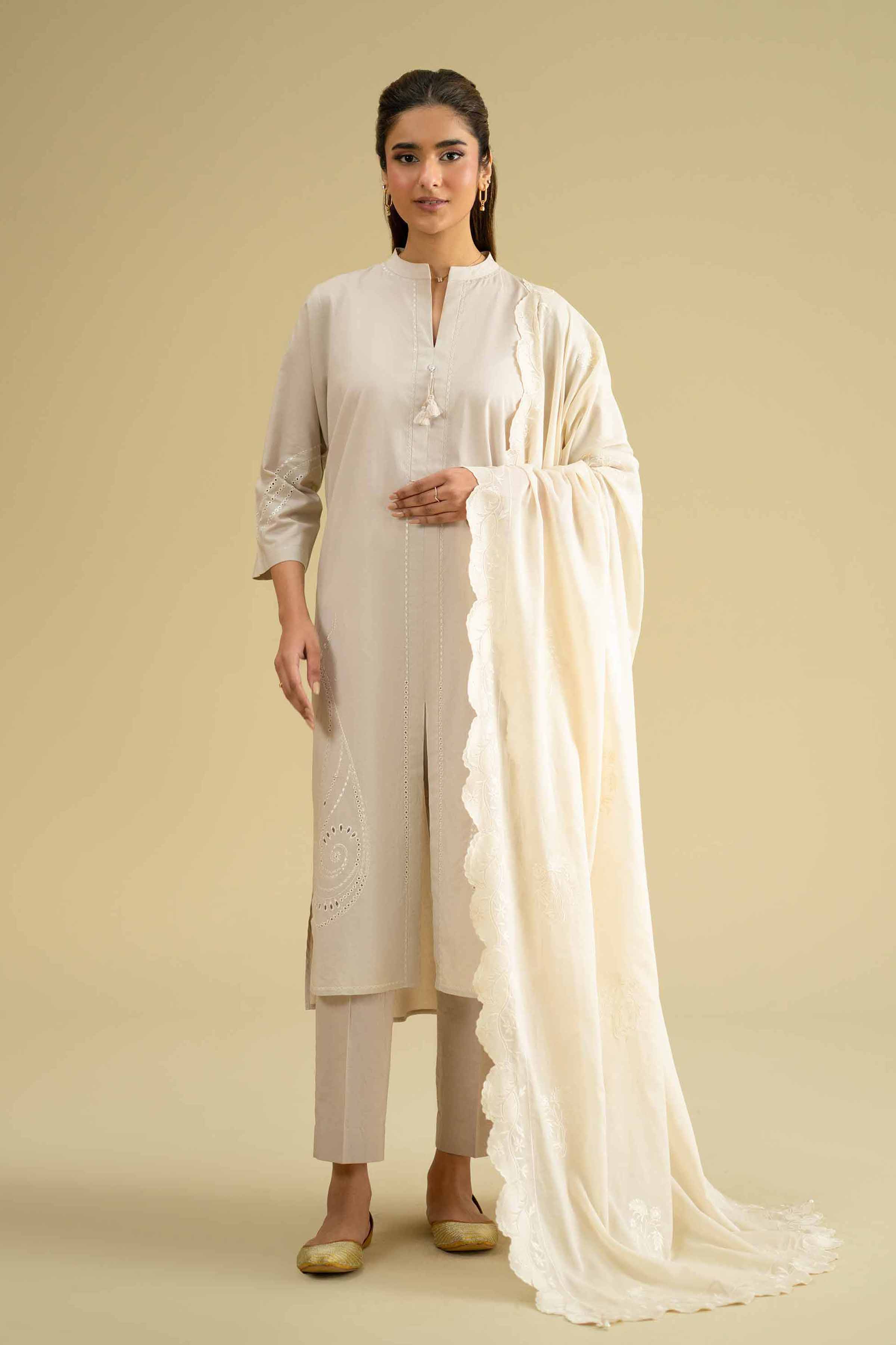 Nishat Linen KFE26-125 Eid Luxe Pret 2026 - Image 2