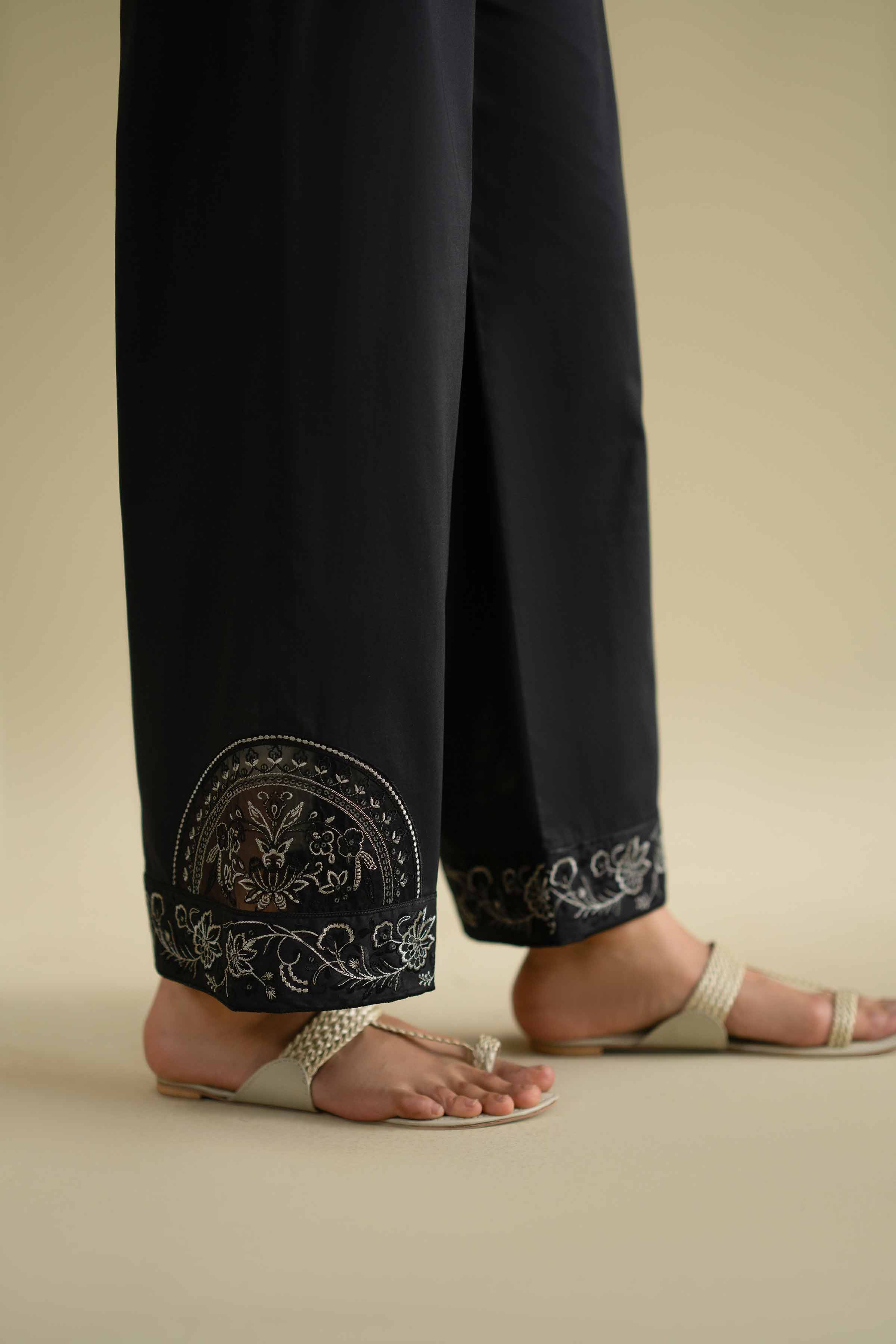 Nishat Linen Kfe26-127 Luxury Pret 2026