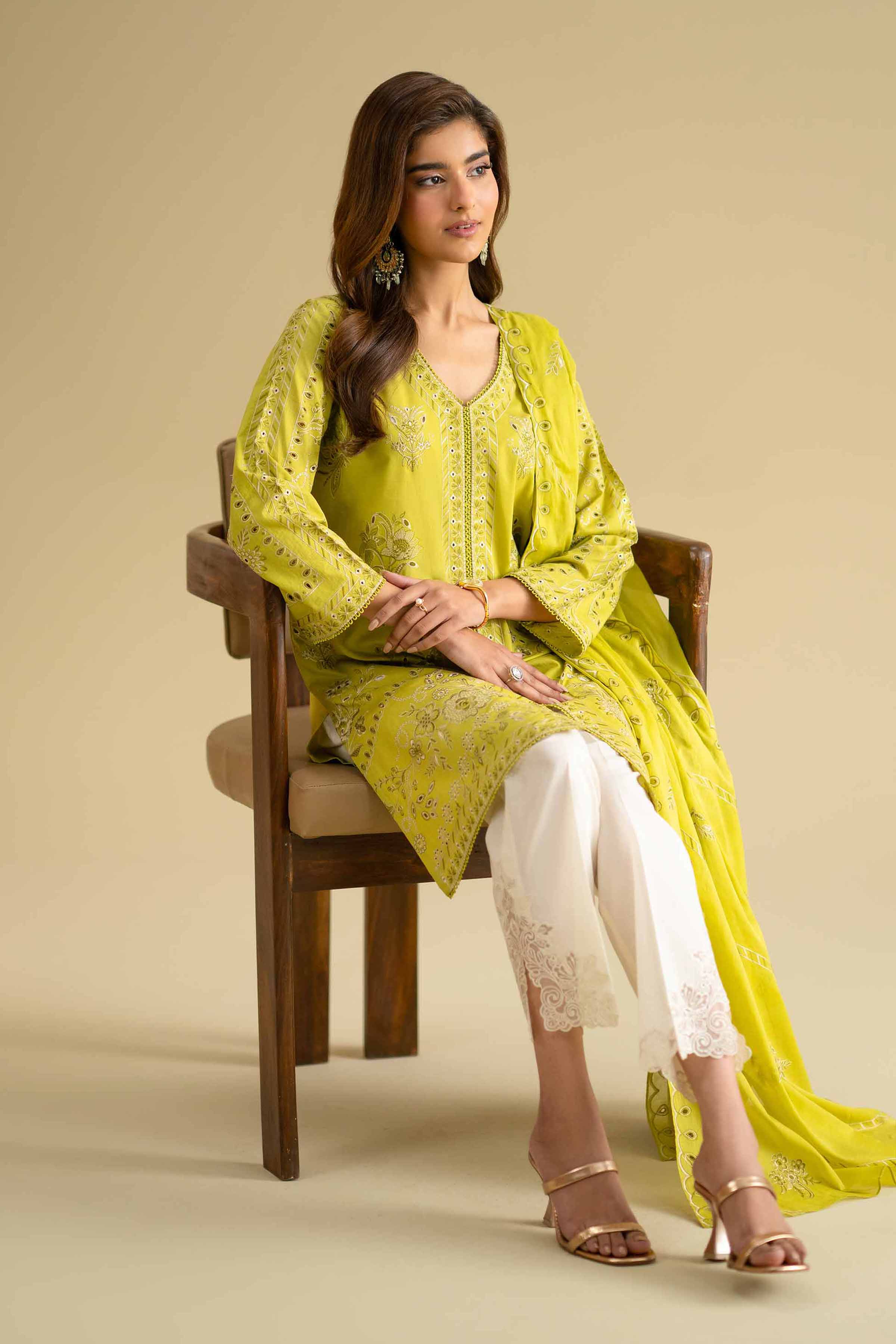 Nishat Linen Kfe26-18 Luxury Pret 2026